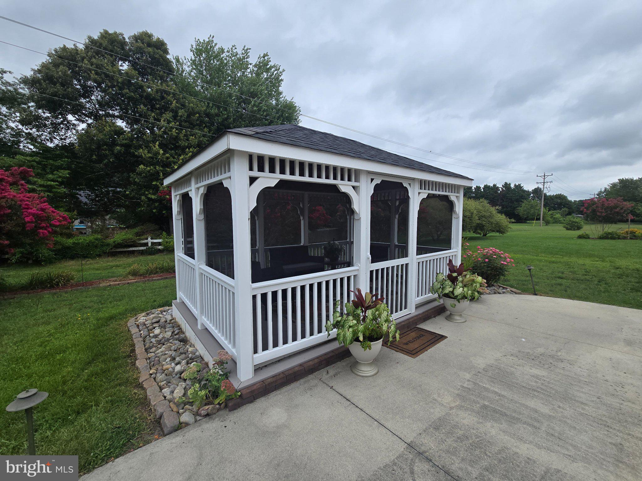 HEARTHSTONE MANOR - Residential