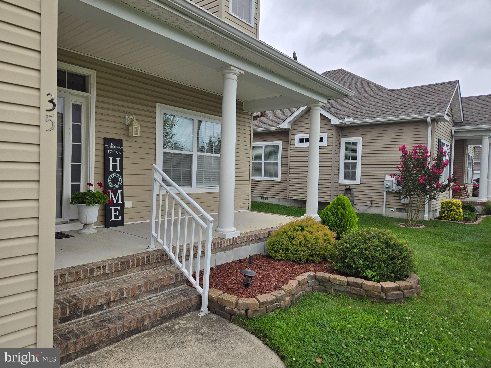 HEARTHSTONE MANOR - Residential