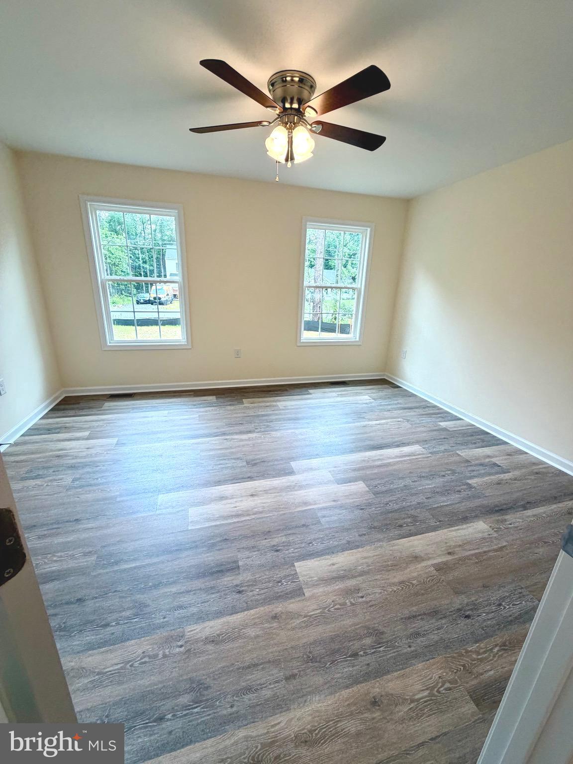 LAKE CAROLINE - Residential