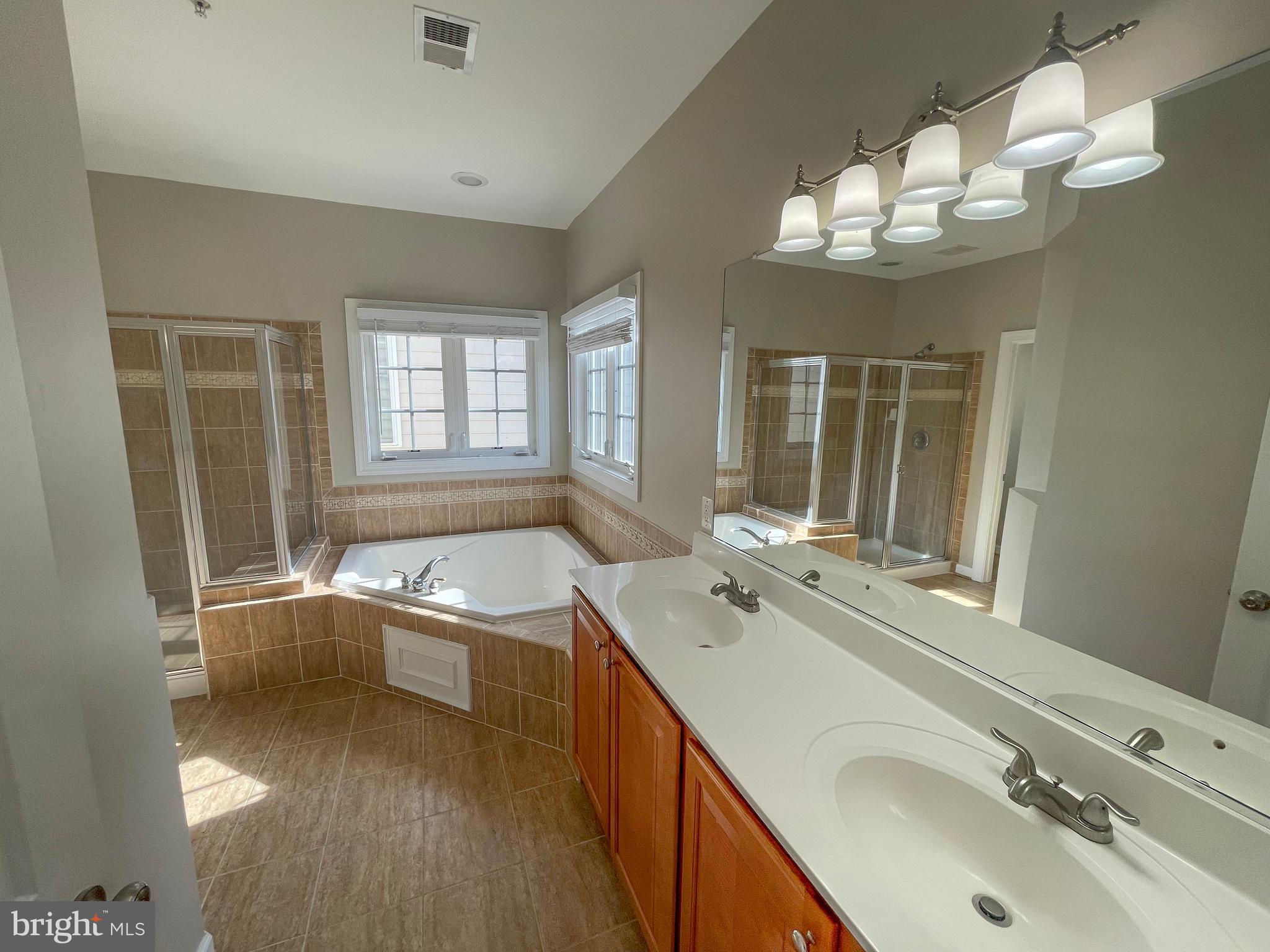 CLARKSBURG RIDGE - Residential