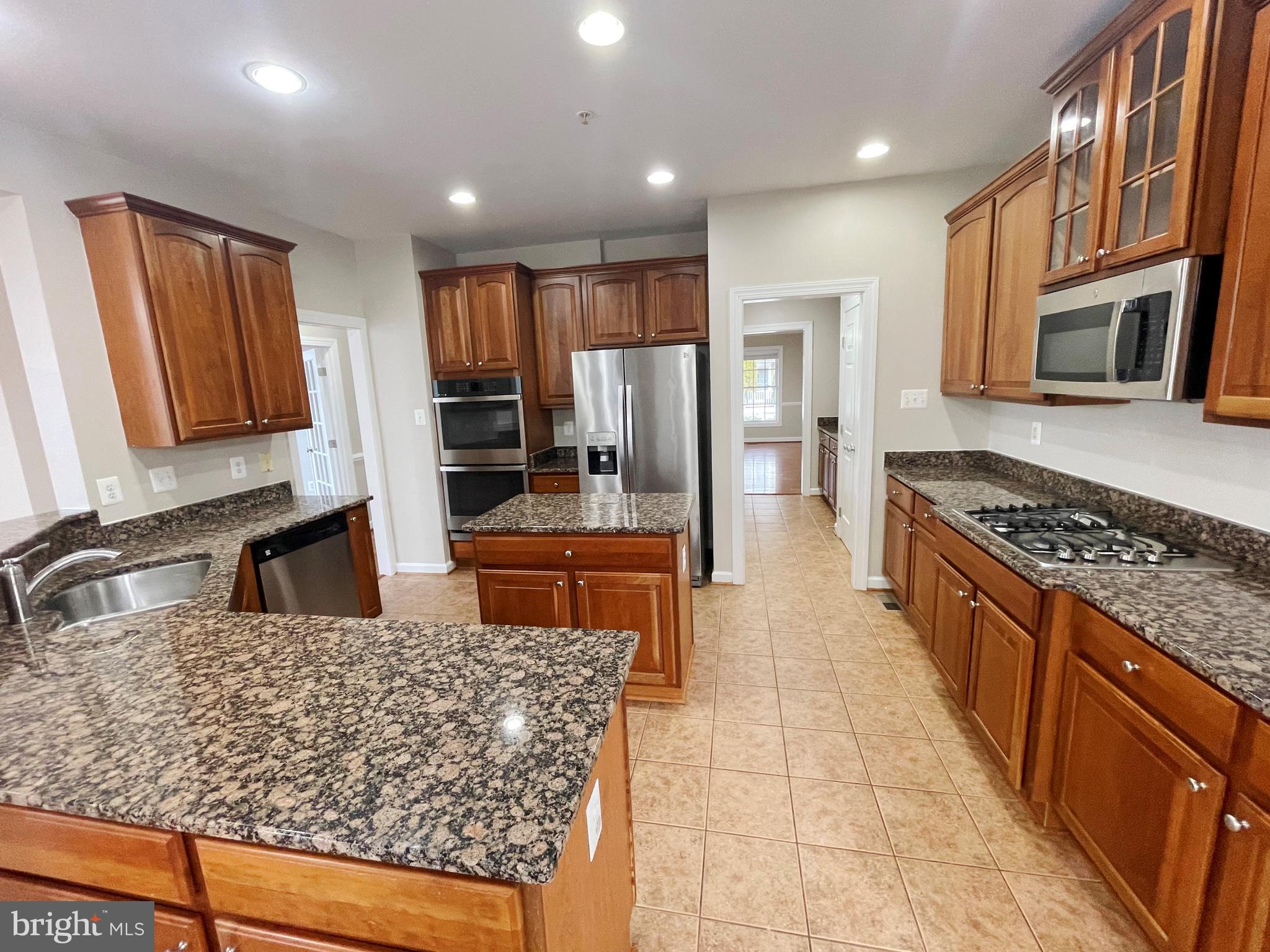 CLARKSBURG RIDGE - Residential