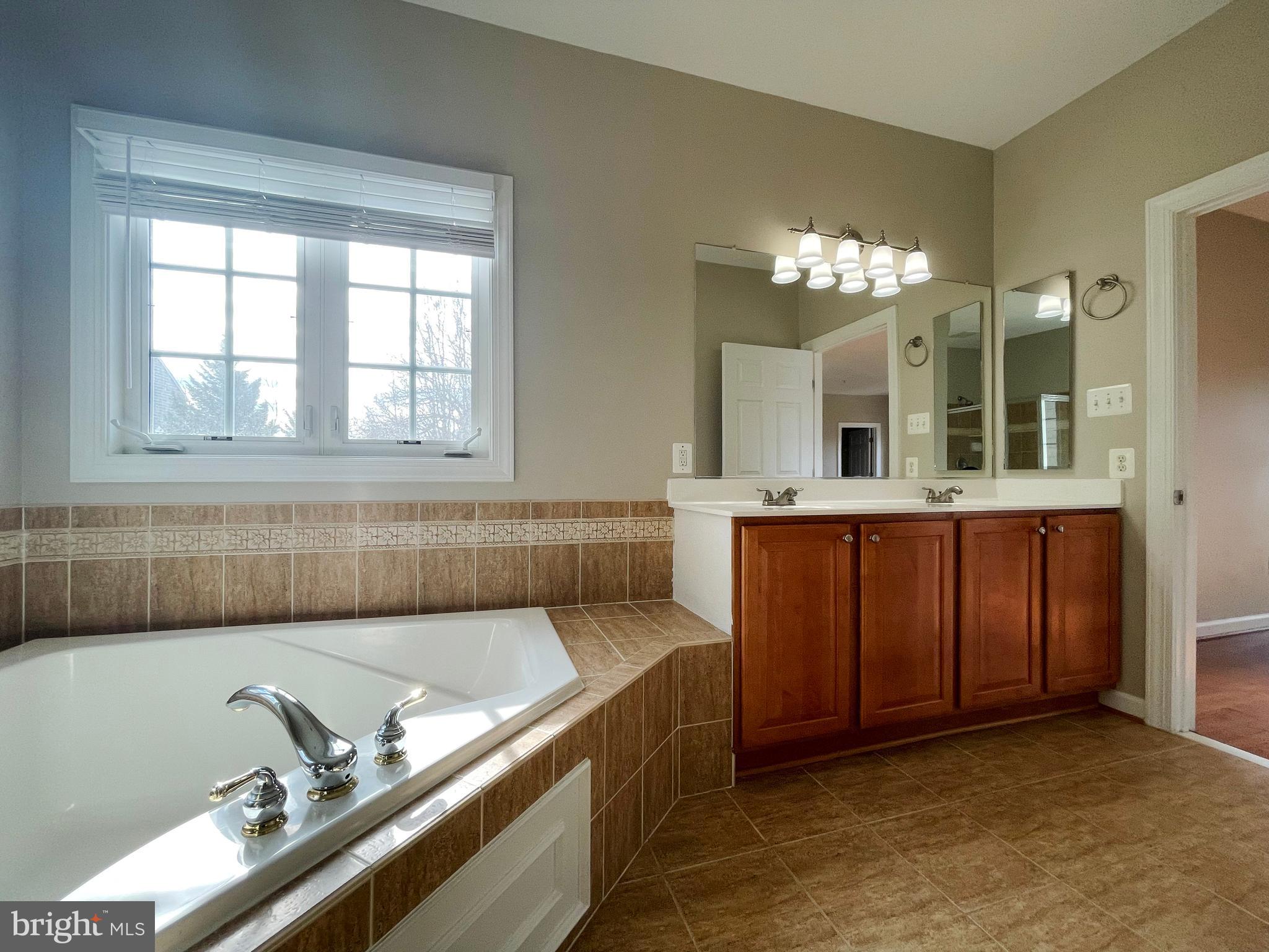 CLARKSBURG RIDGE - Residential