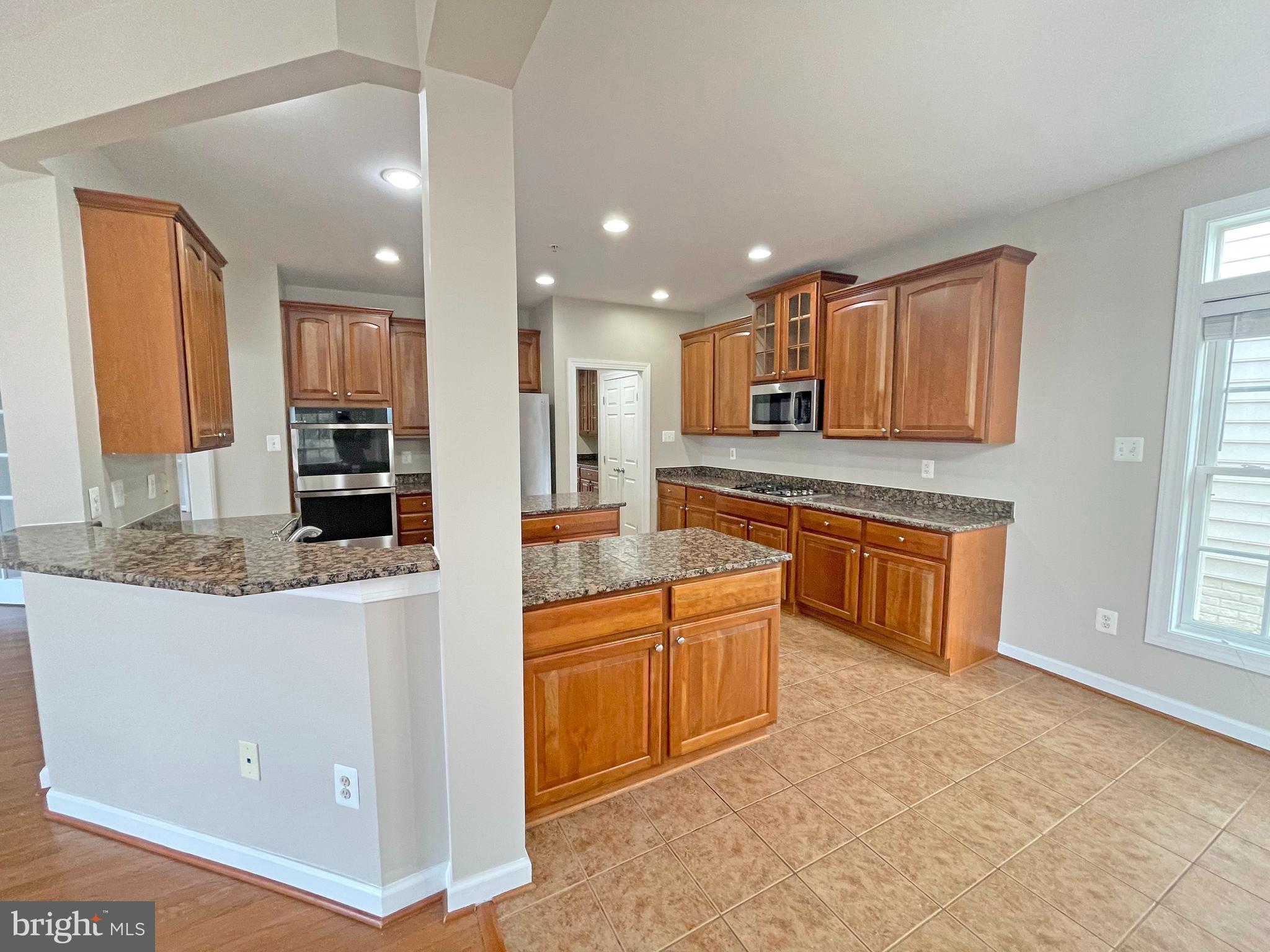 CLARKSBURG RIDGE - Residential