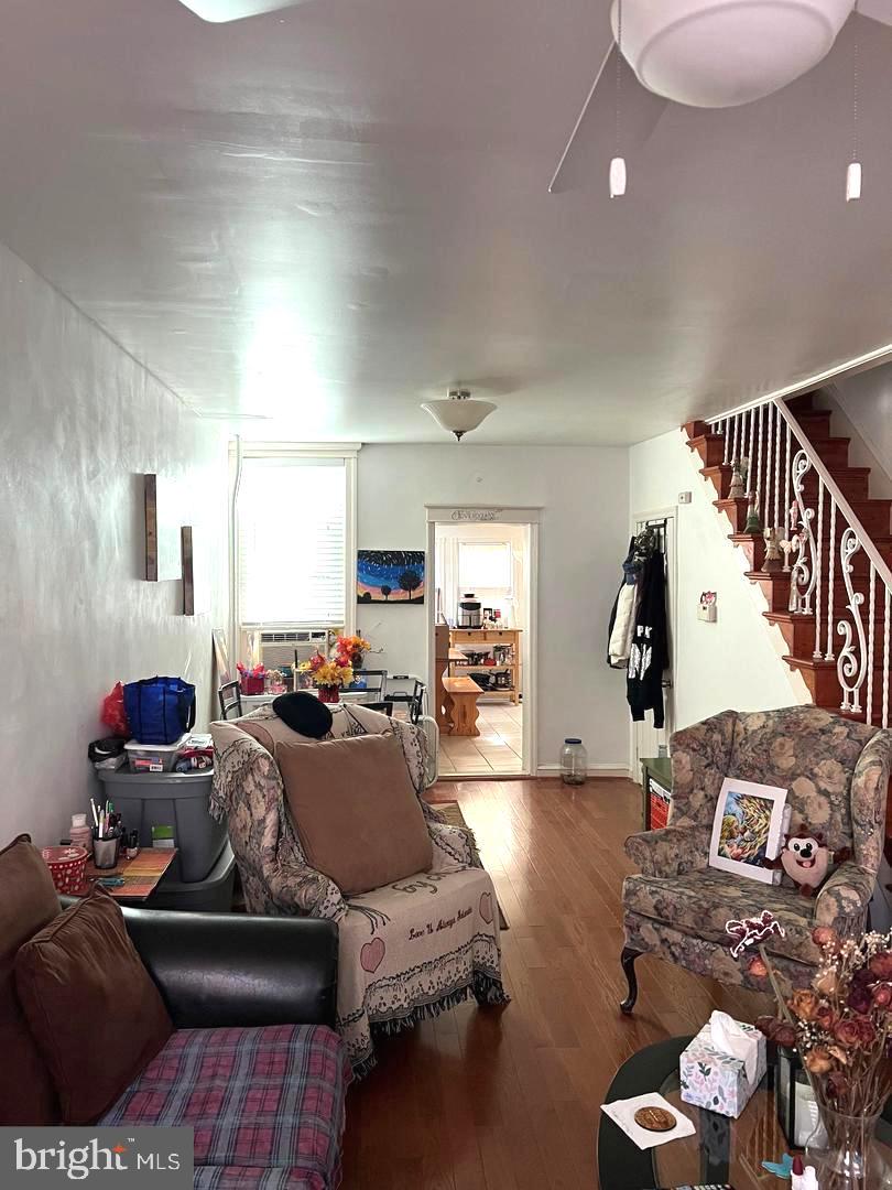 PORT RICHMOND - Residential