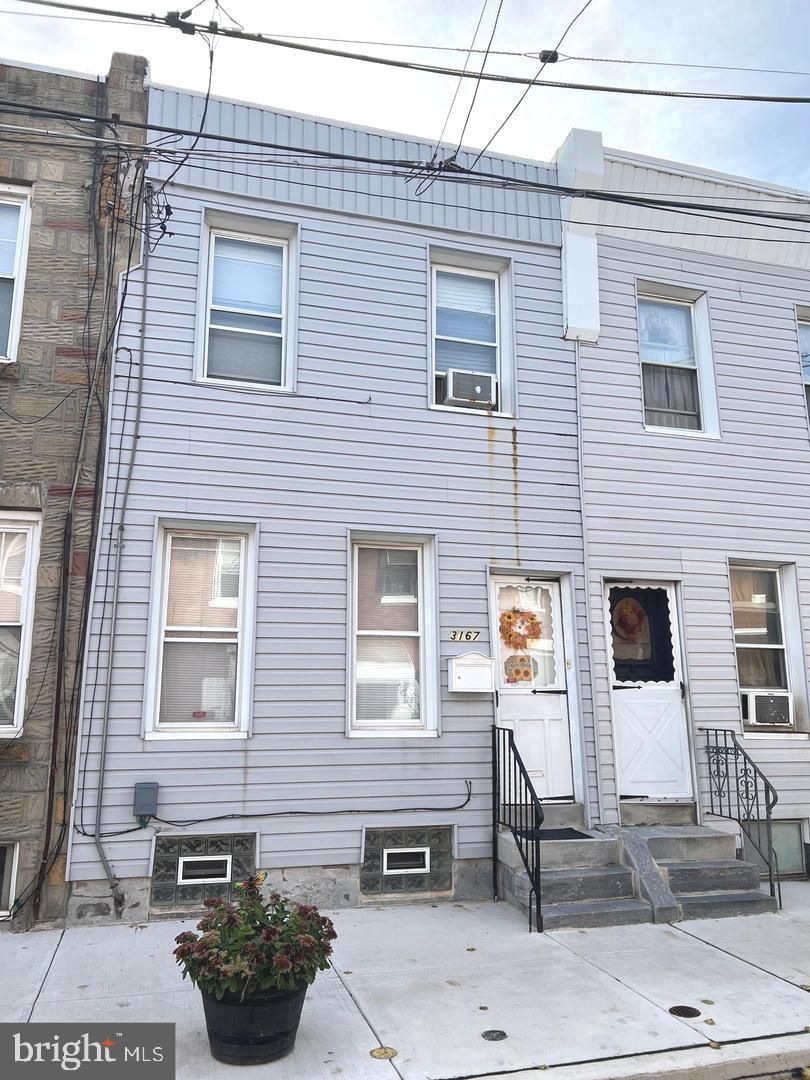 PORT RICHMOND - Residential