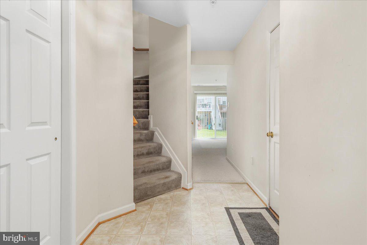 WHISPERING RIDGE - Residential