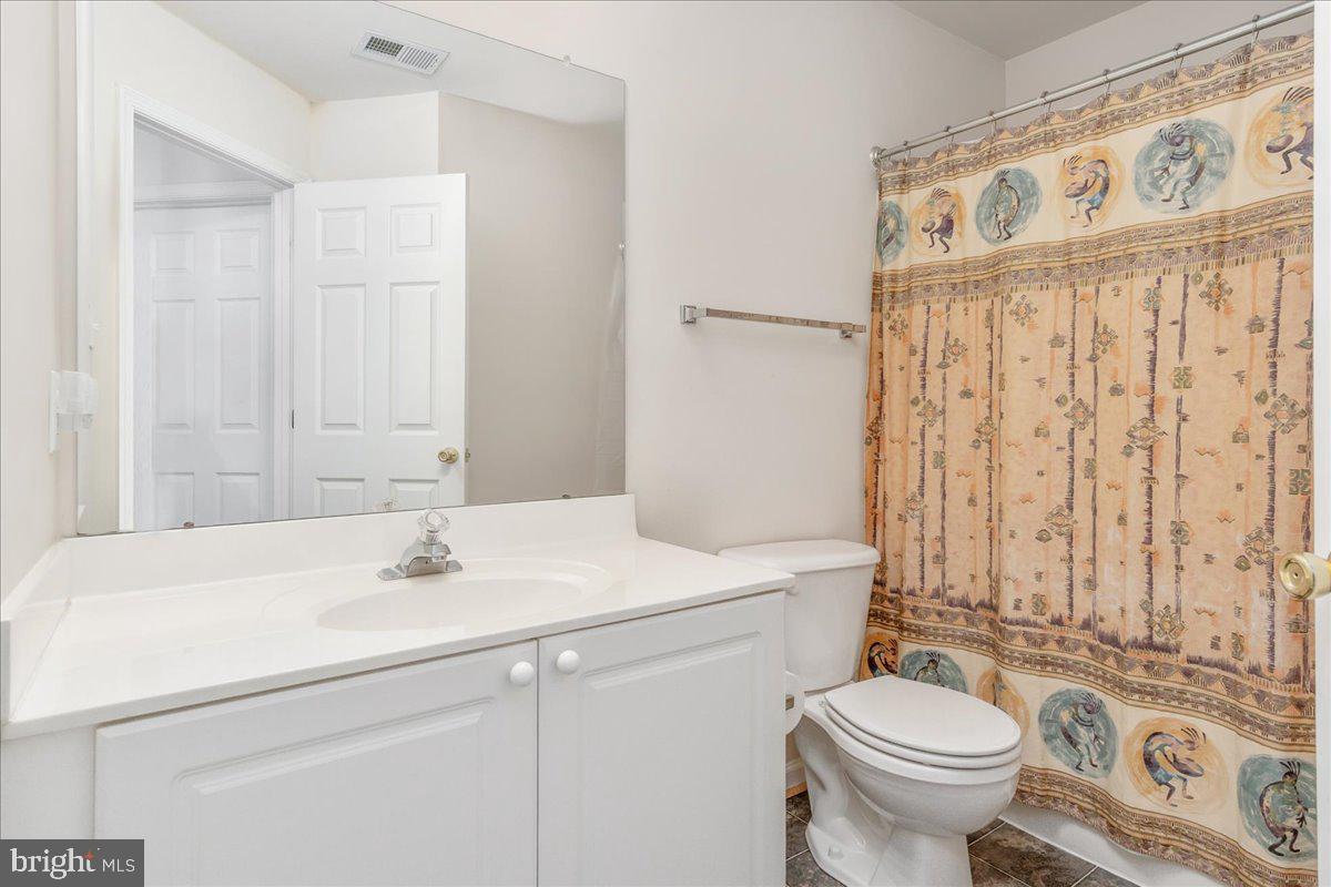 WHISPERING RIDGE - Residential