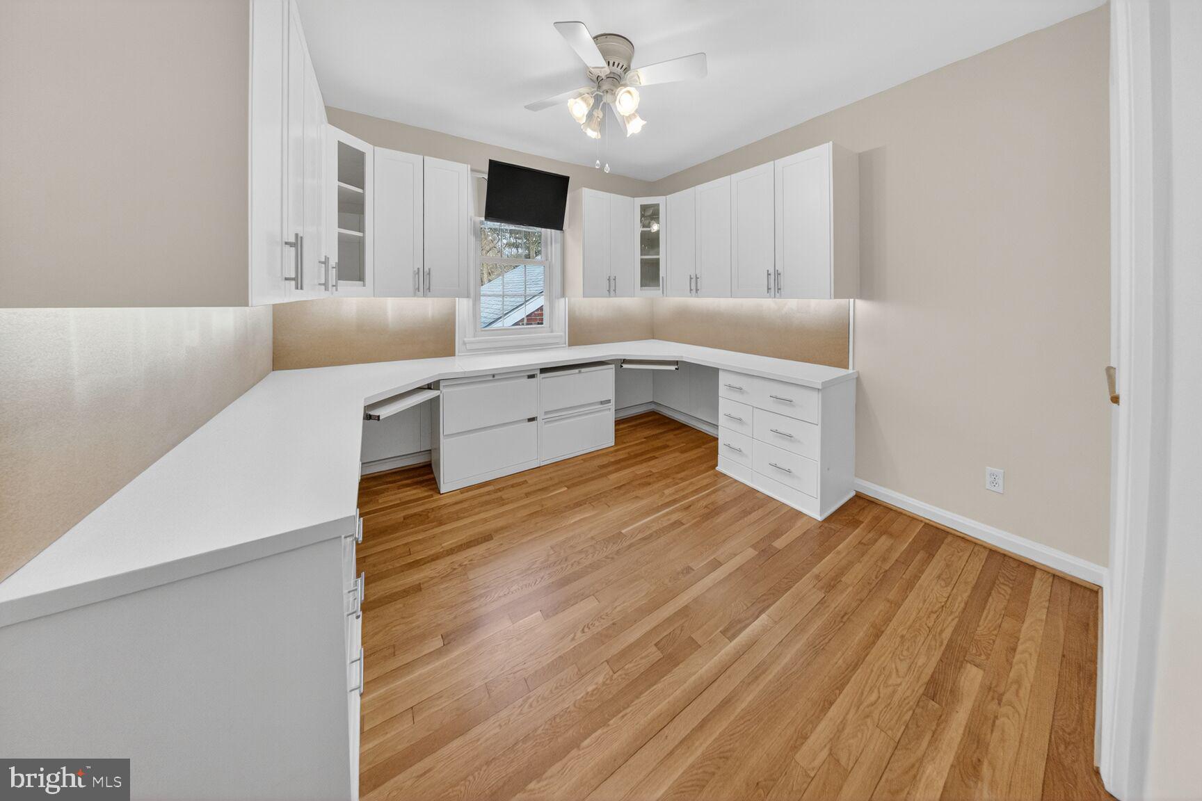 WOODBURN - Residential