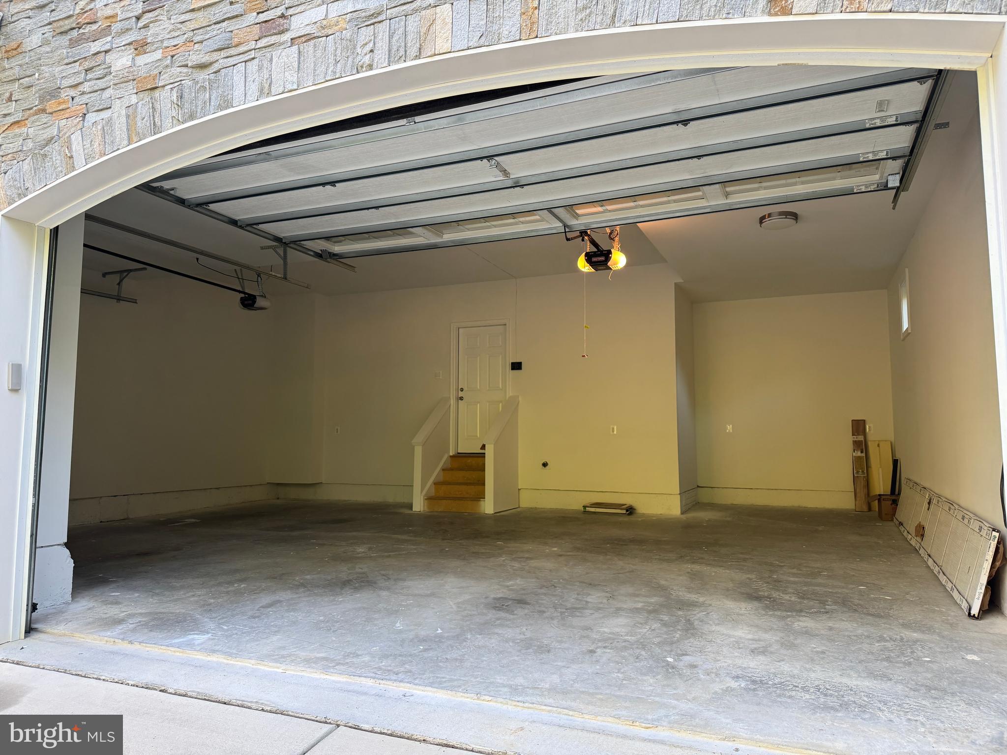 HOLMES RUN HEIGHTS - Residential Lease