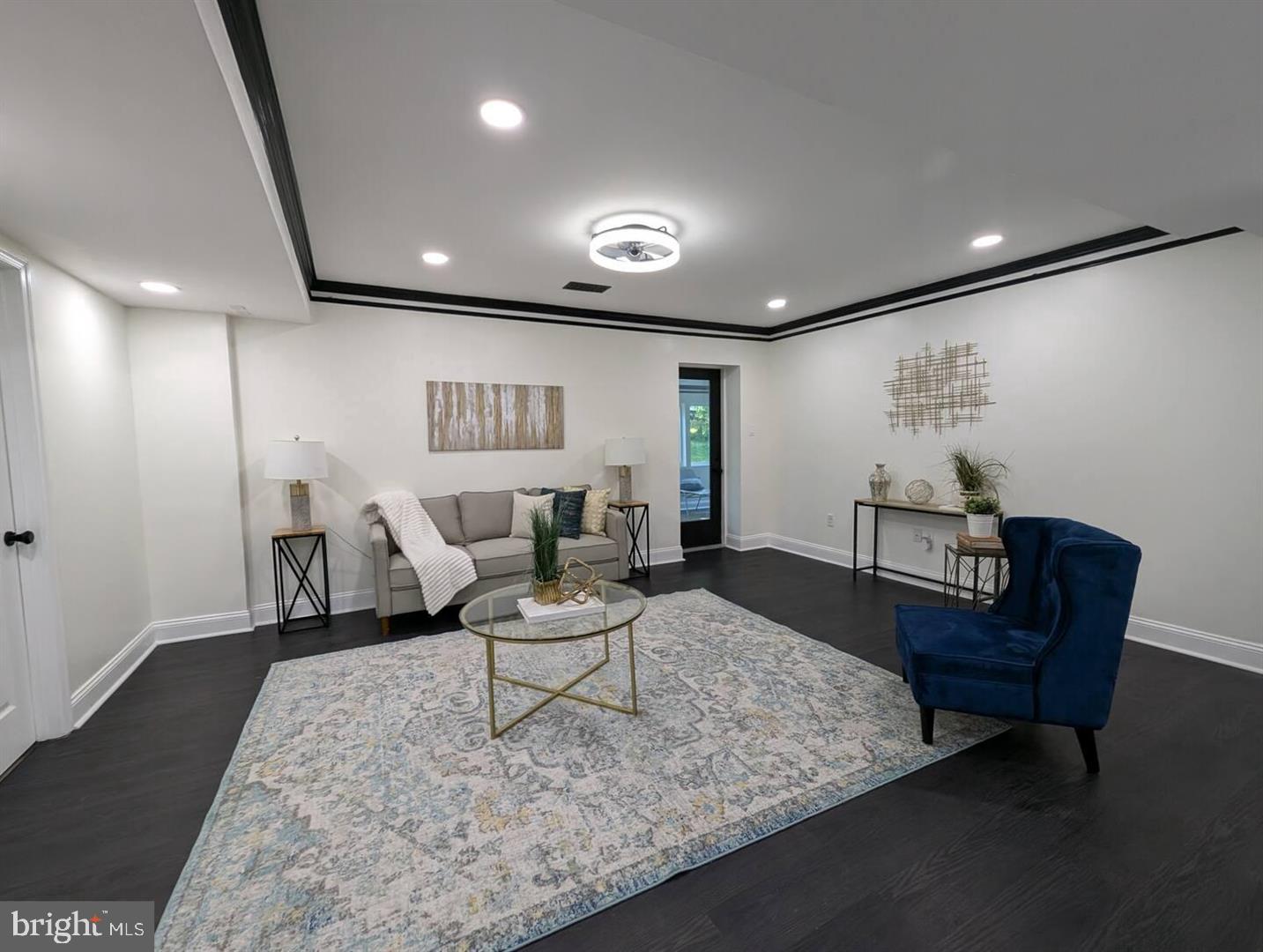 STRATFORD LANDING - Residential Lease