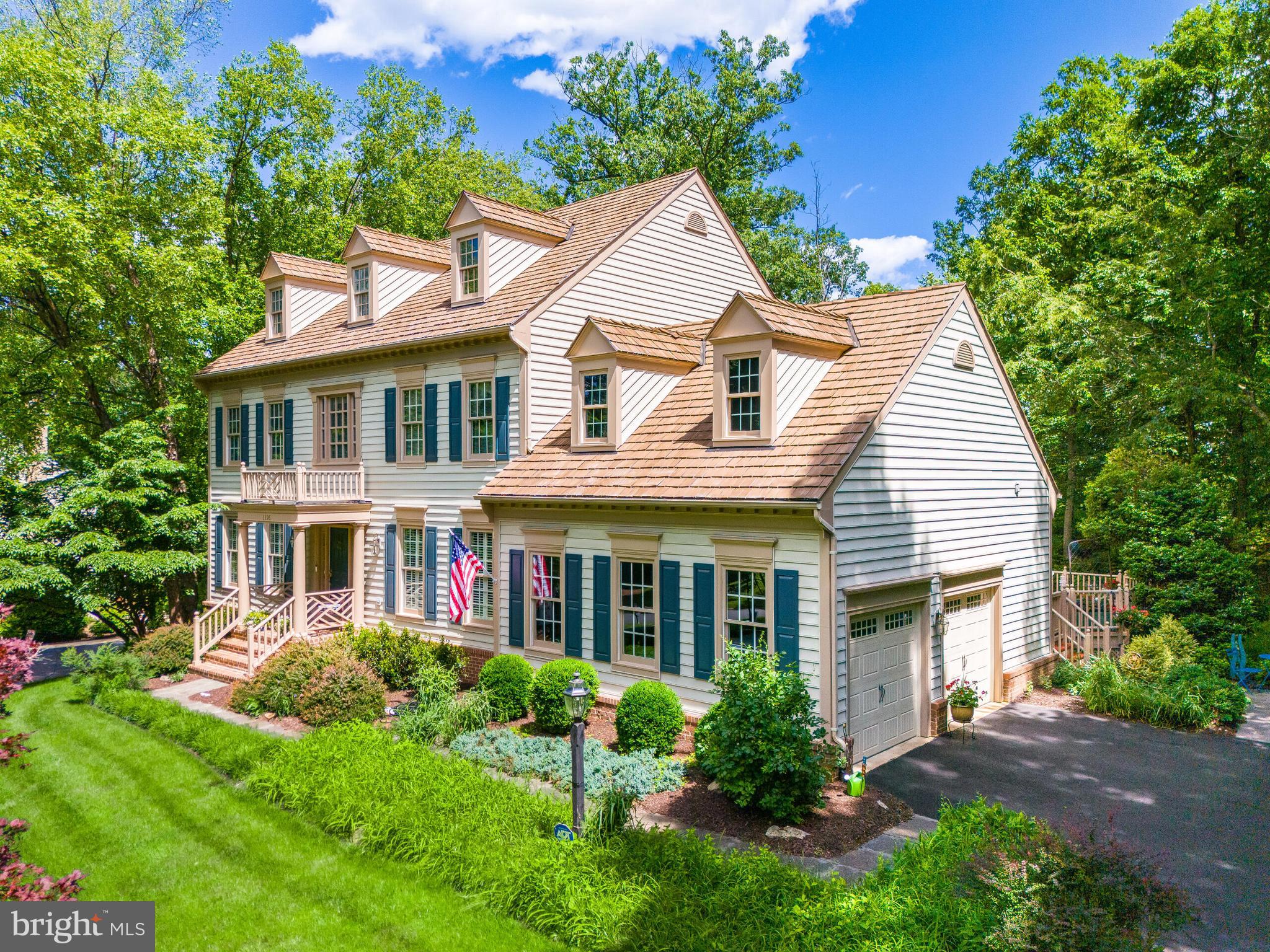 WOODLEA HILLS - Residential