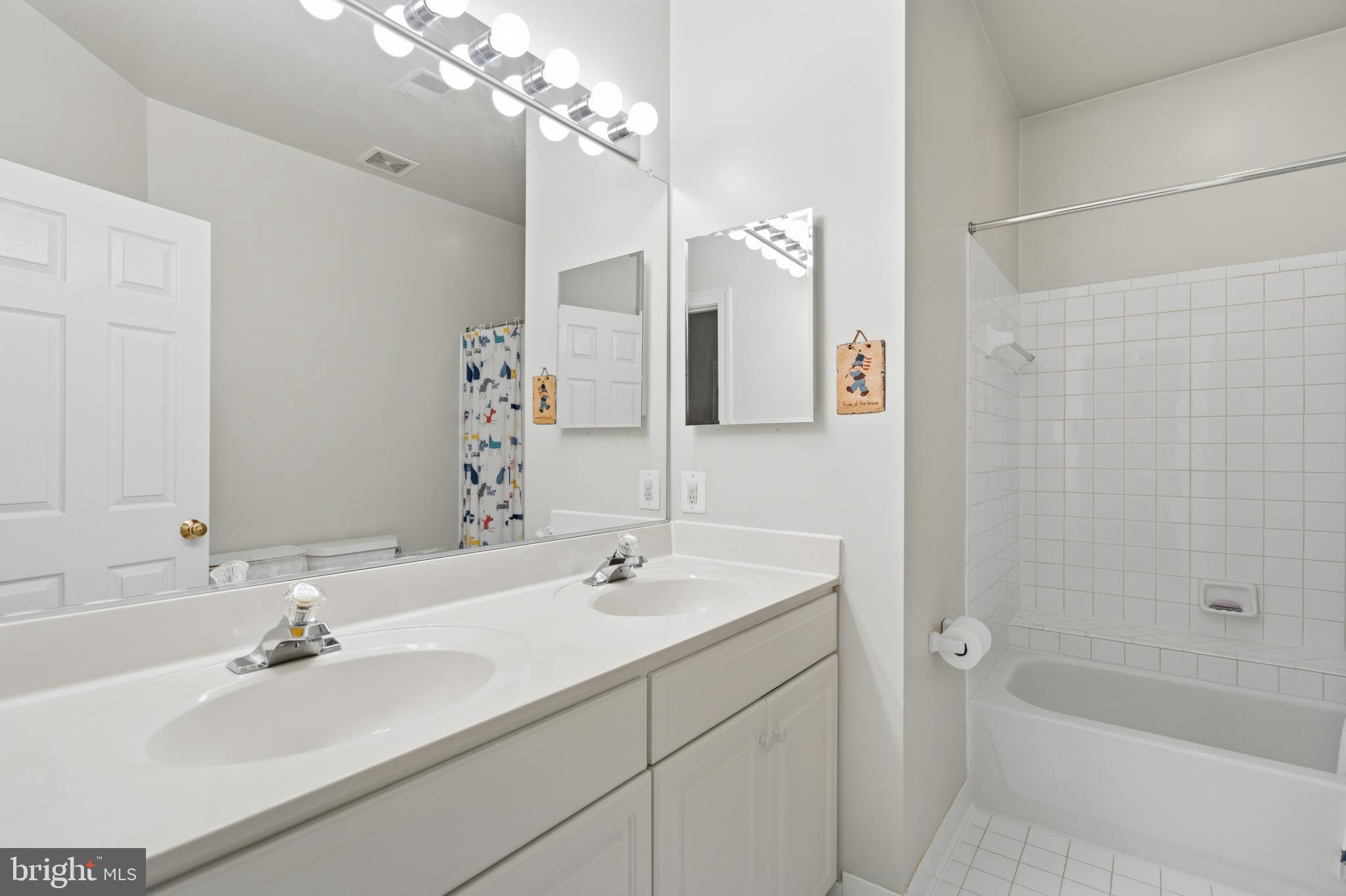 WOODLEA HILLS - Residential