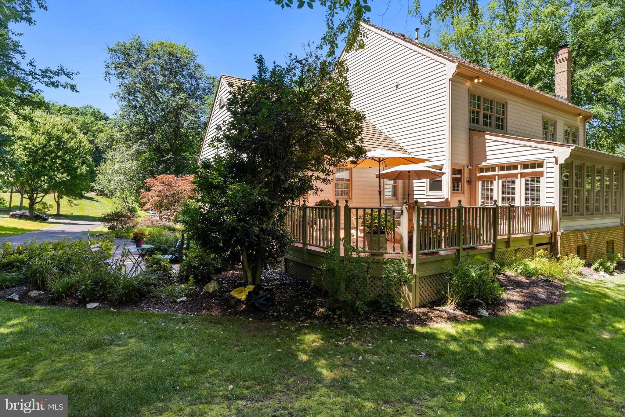 WOODLEA HILLS - Residential