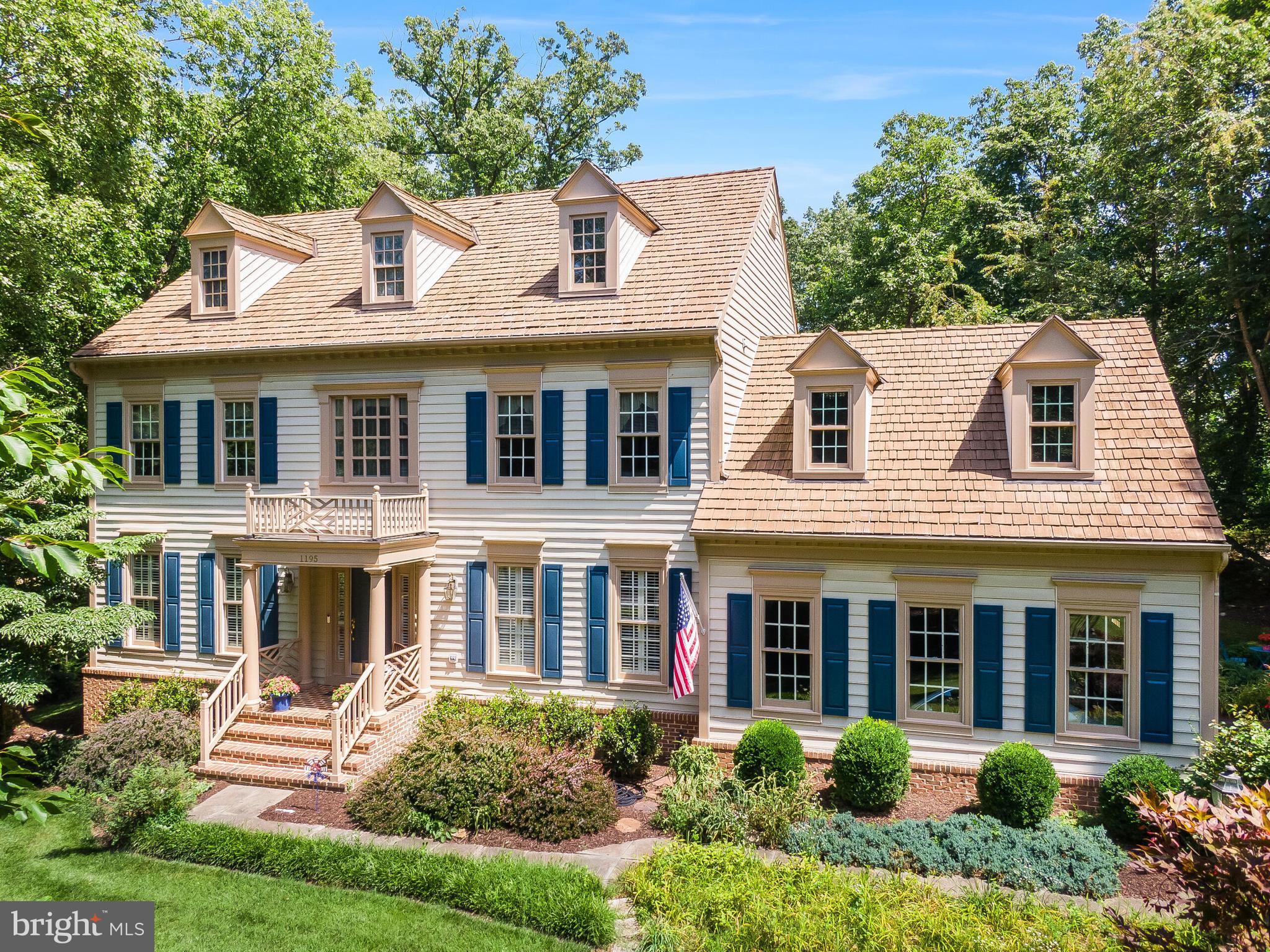 WOODLEA HILLS - Residential