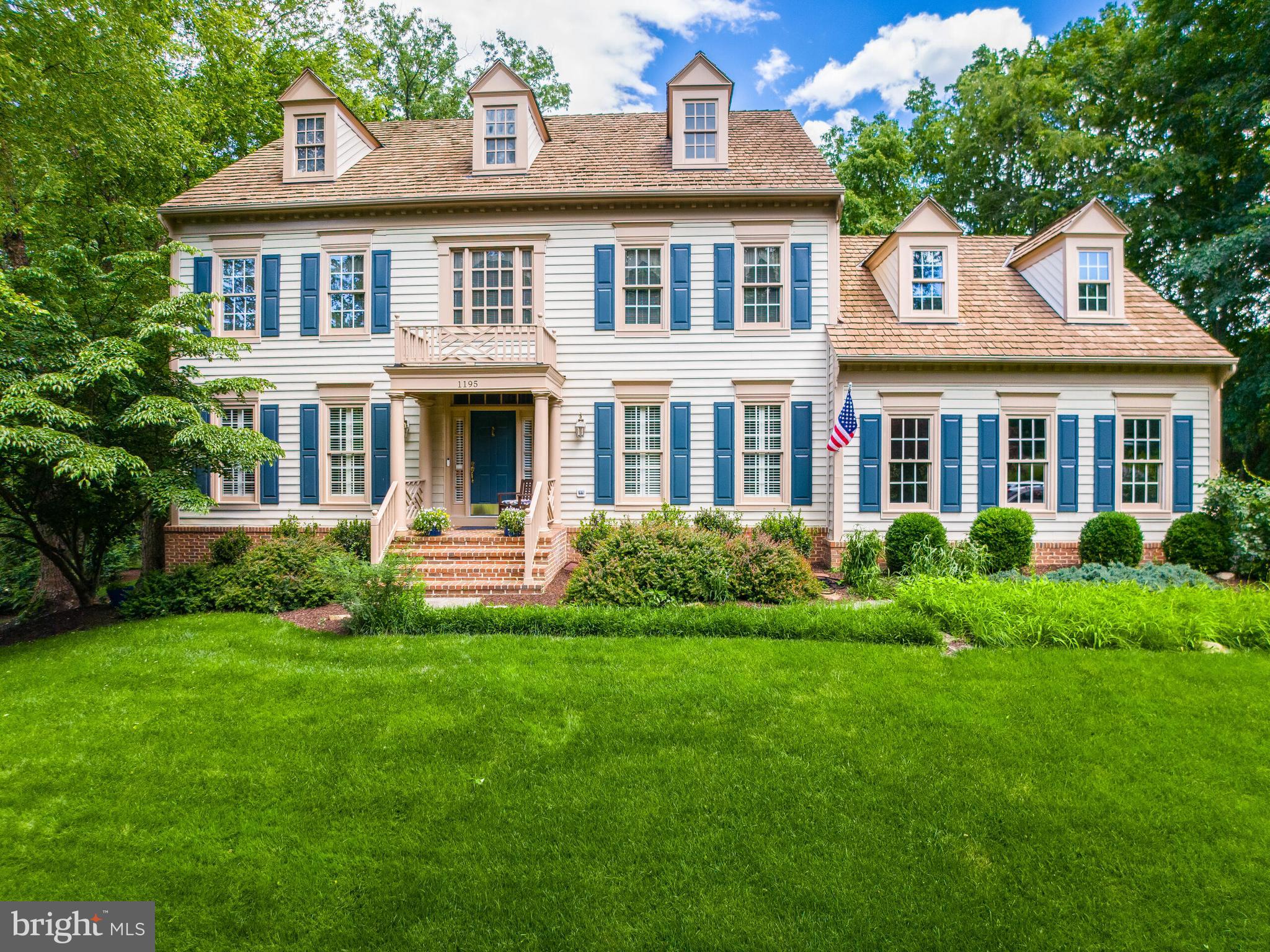 WOODLEA HILLS - Residential