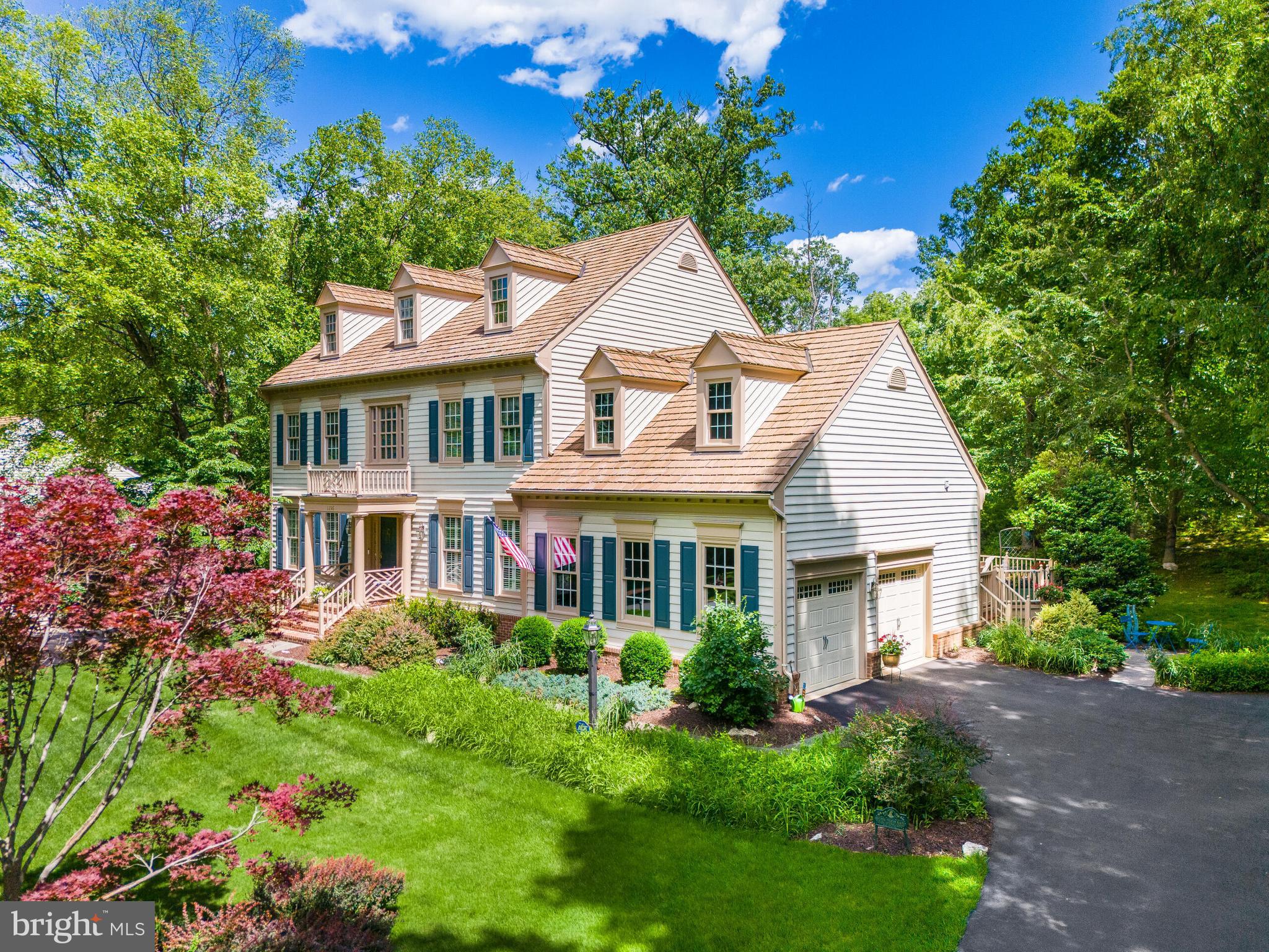 WOODLEA HILLS - Residential