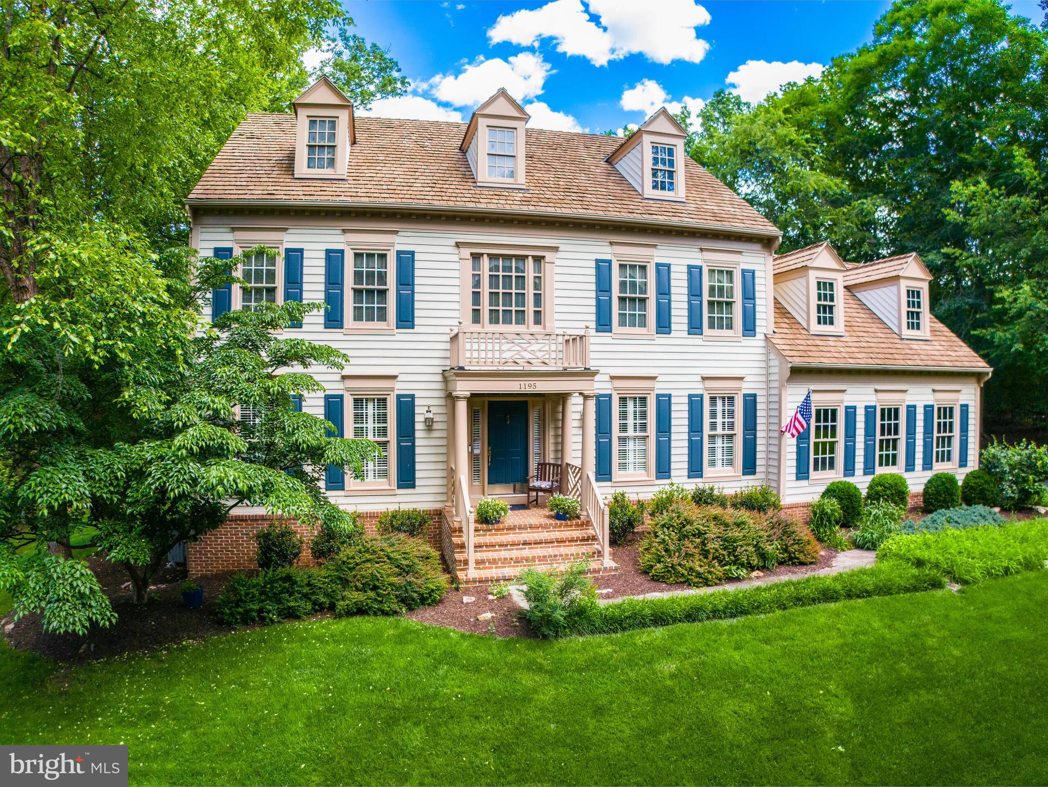 WOODLEA HILLS - Residential
