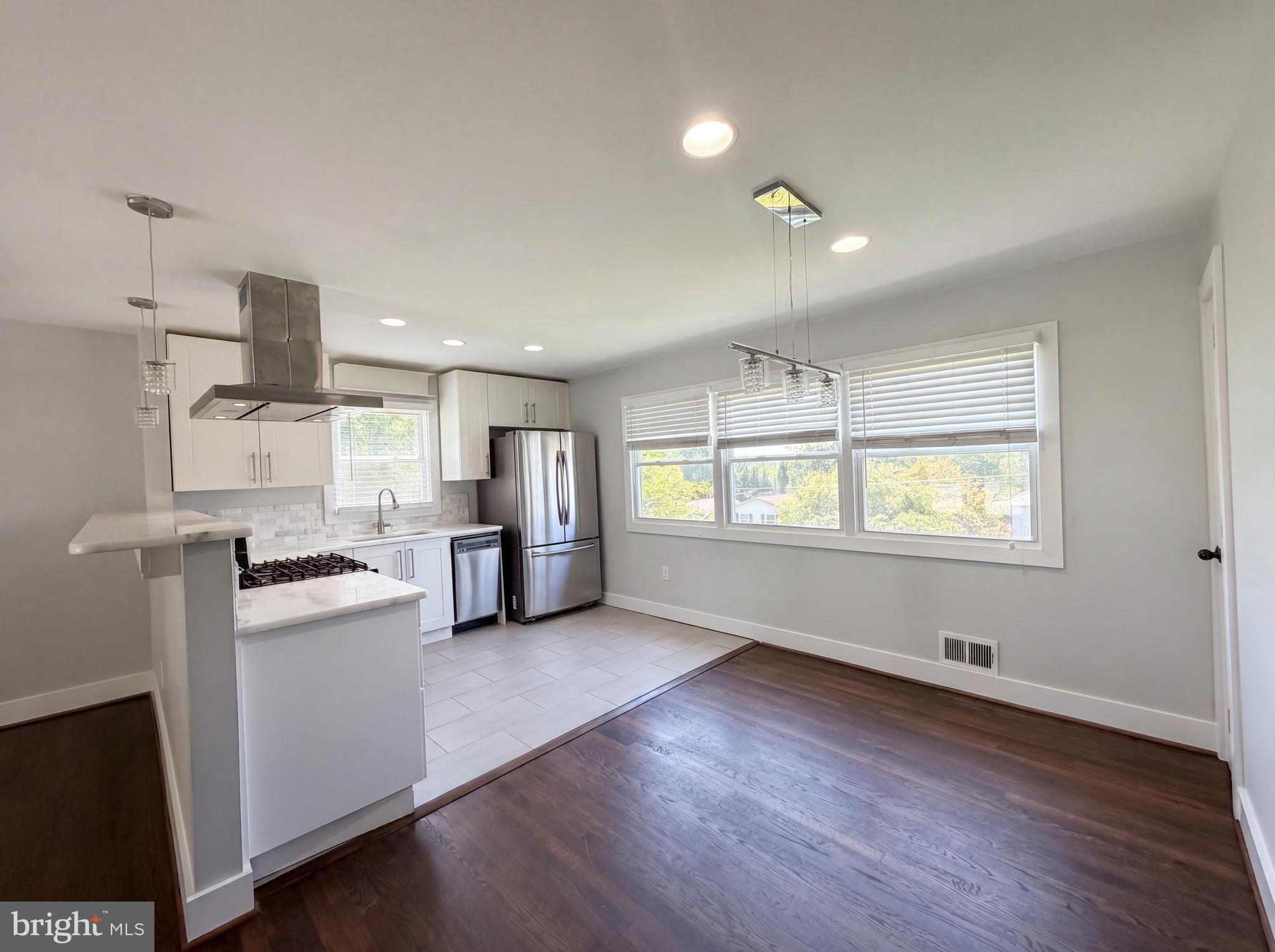 ROSE HILL PARK - Residential