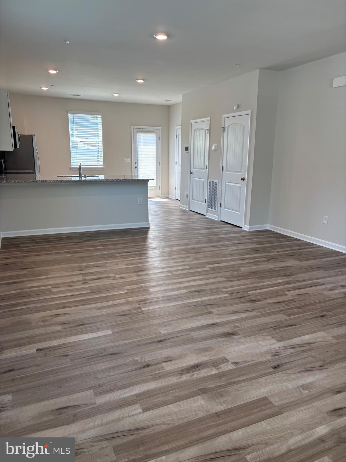 RIVERWALK TERRACE - Residential