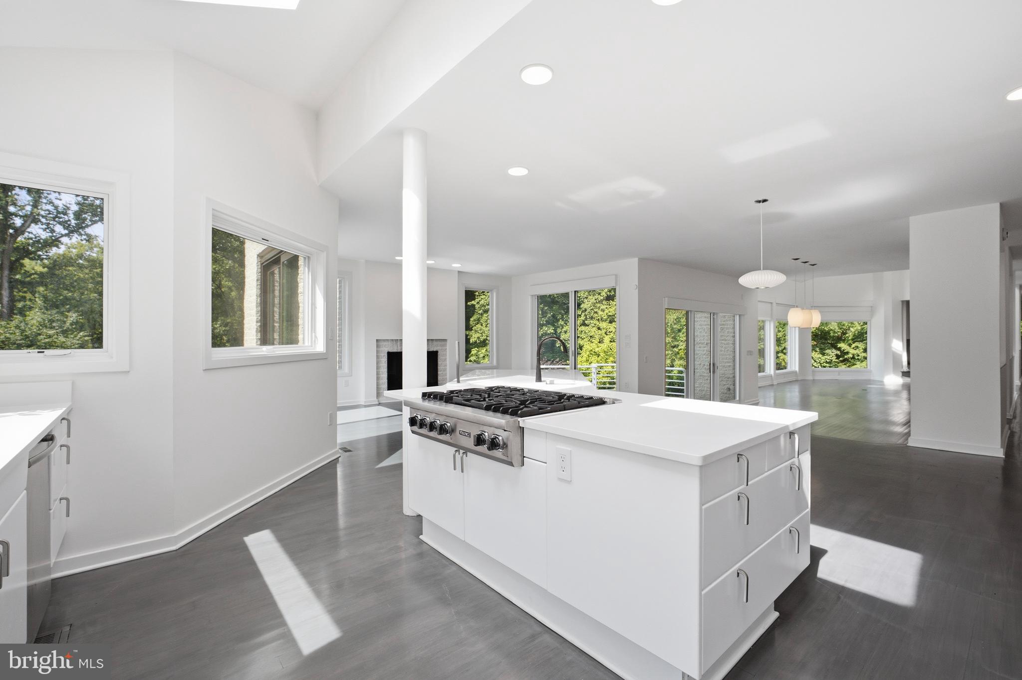 POTOMAC OVERLOOK - Residential