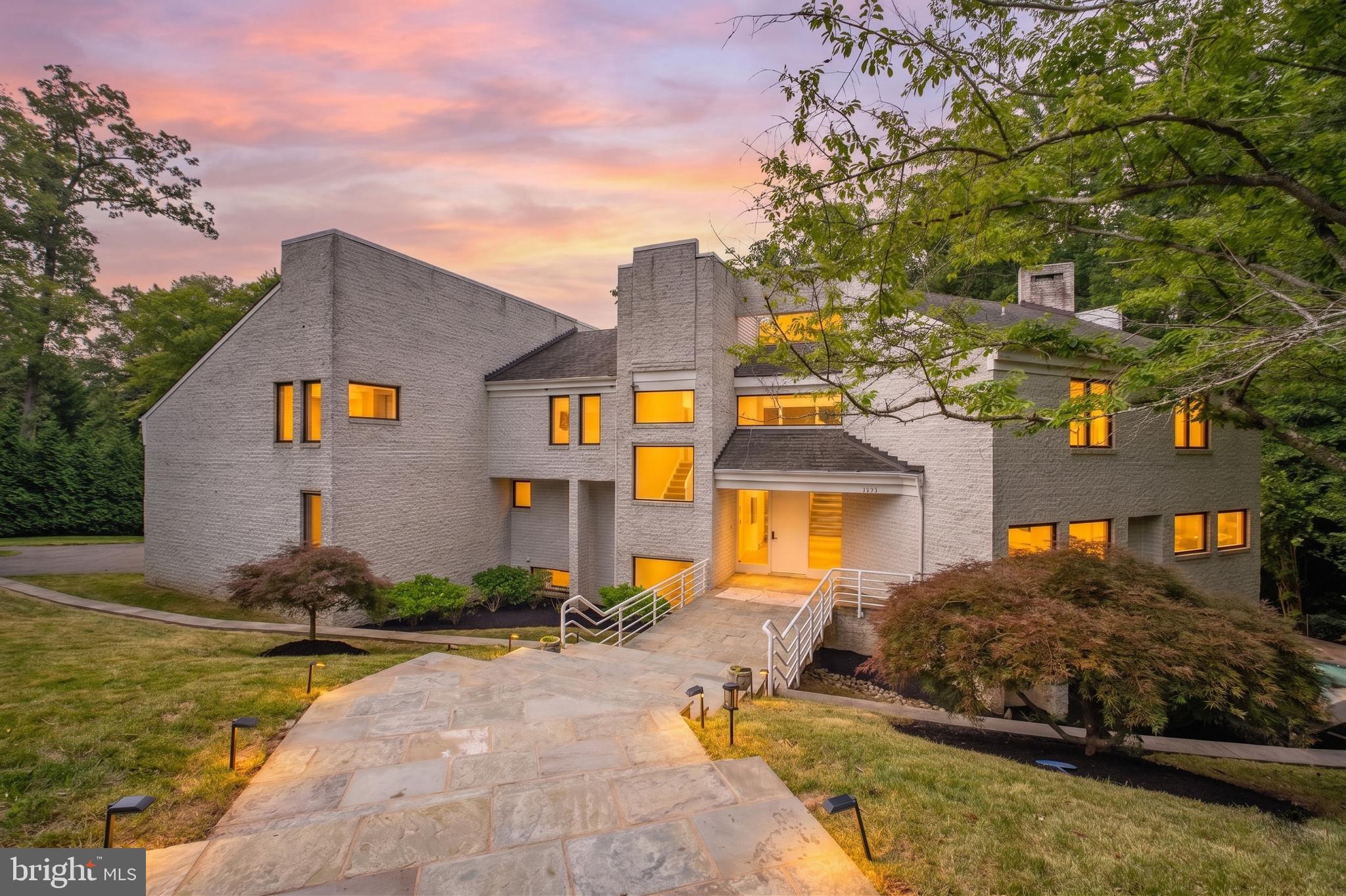 POTOMAC OVERLOOK - Residential