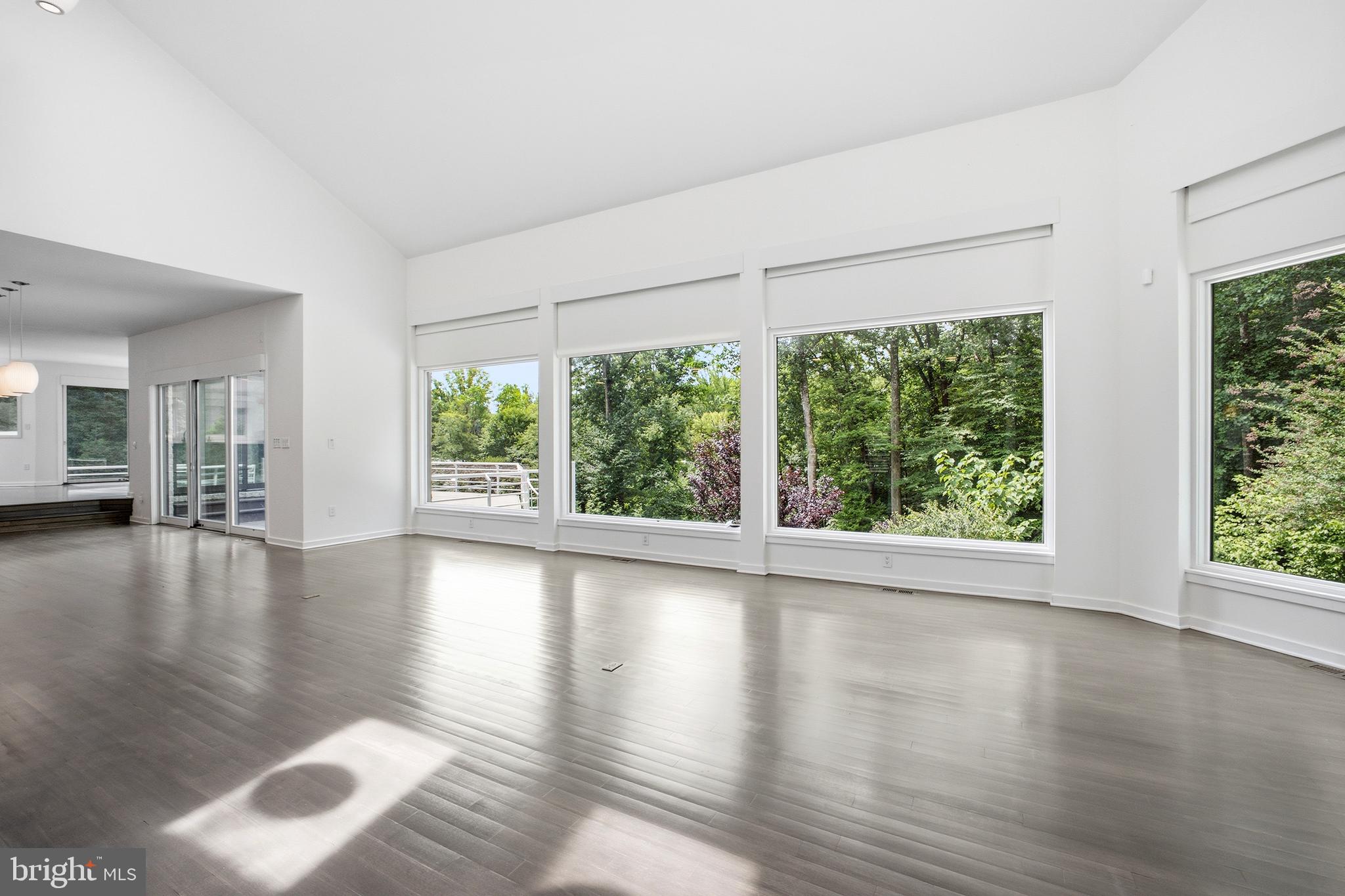 POTOMAC OVERLOOK - Residential