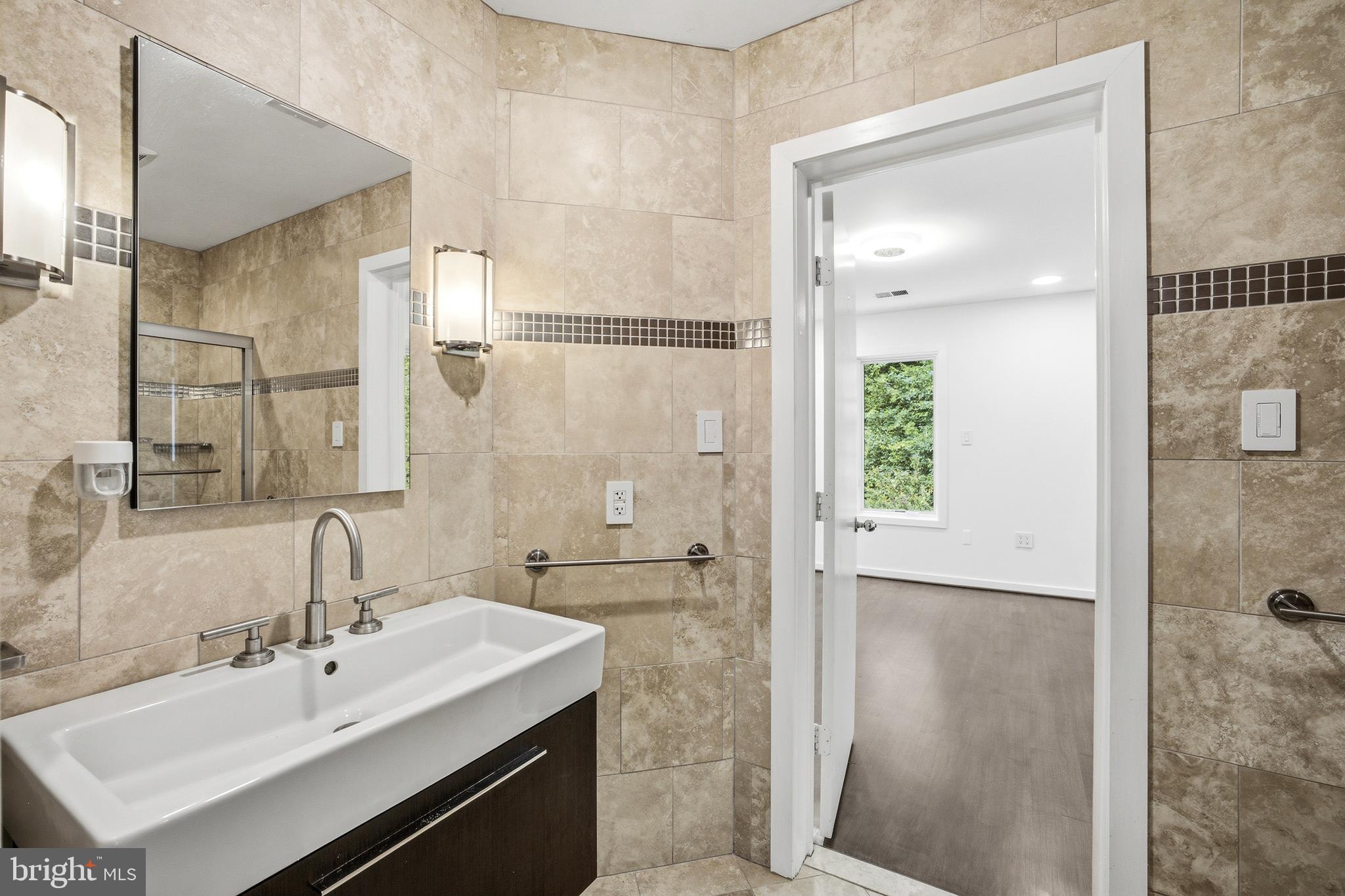 POTOMAC OVERLOOK - Residential