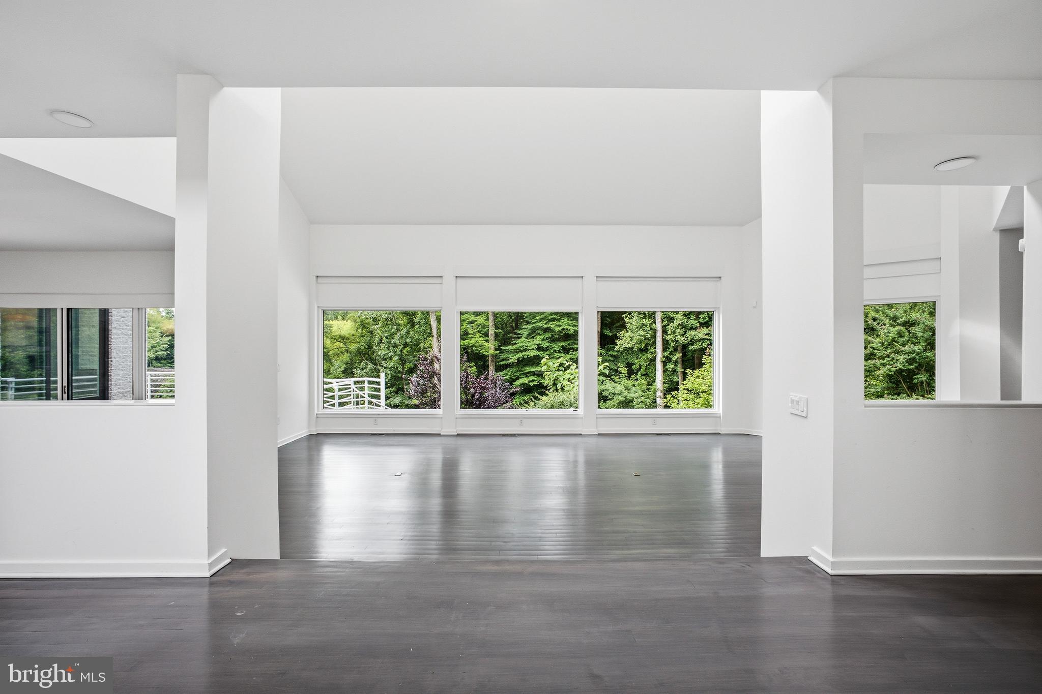 POTOMAC OVERLOOK - Residential