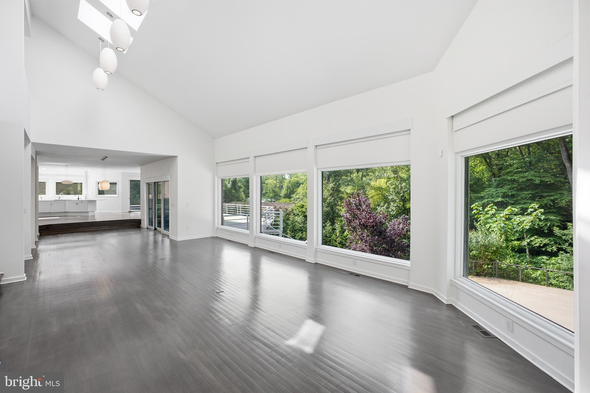 POTOMAC OVERLOOK - Residential