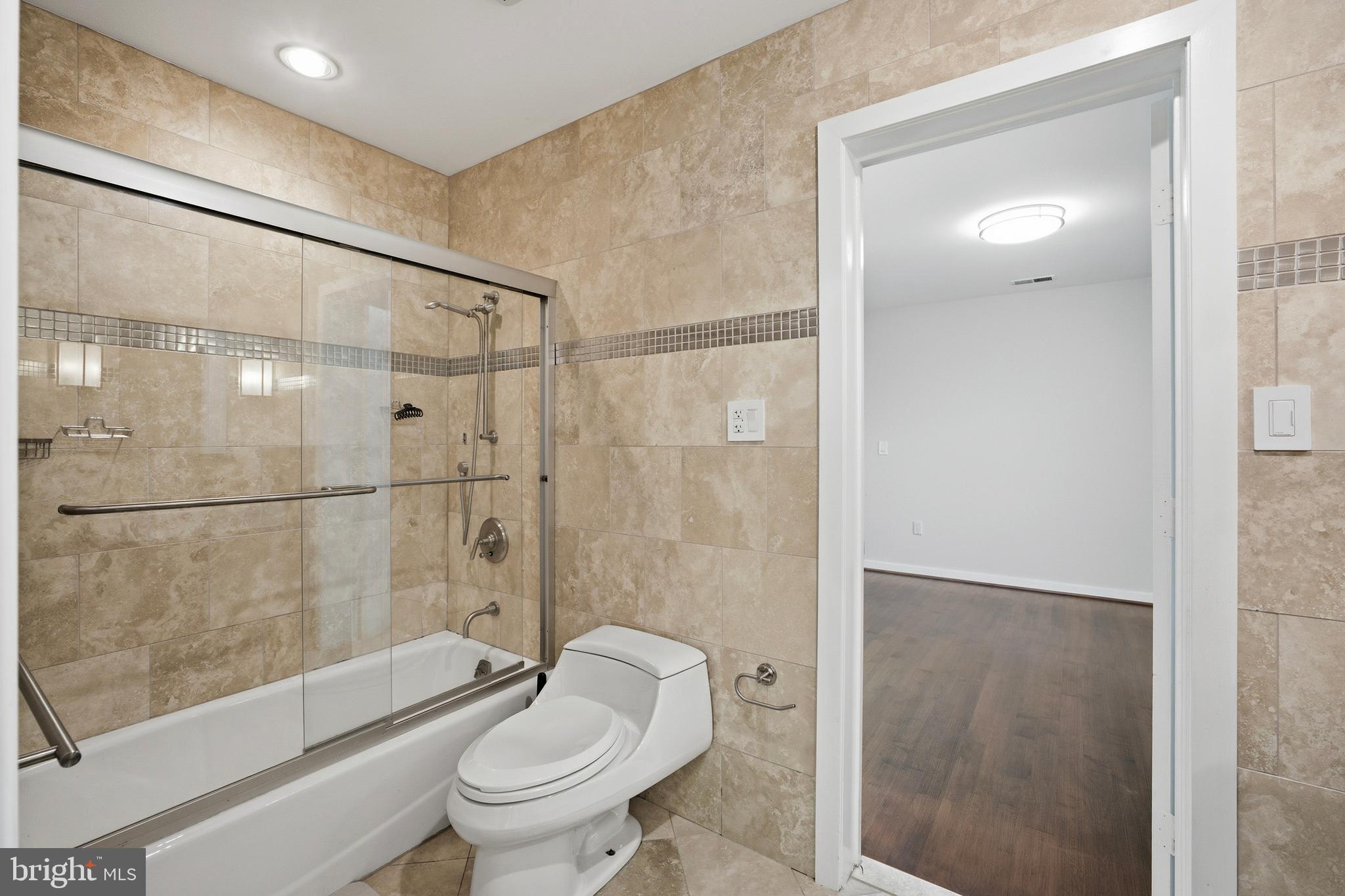 POTOMAC OVERLOOK - Residential