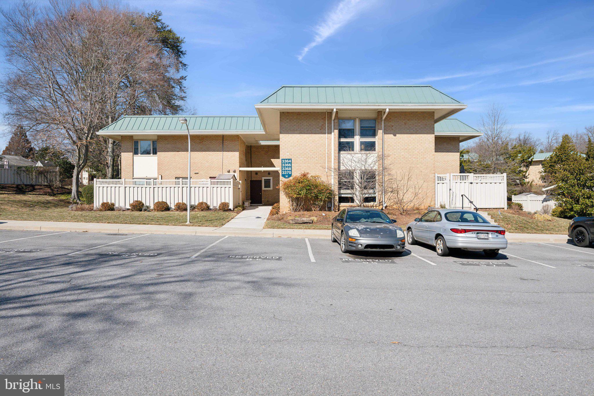 LEISURE WORLD - Residential