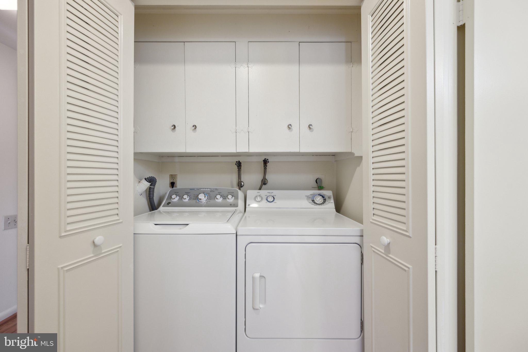 LEISURE WORLD - Residential