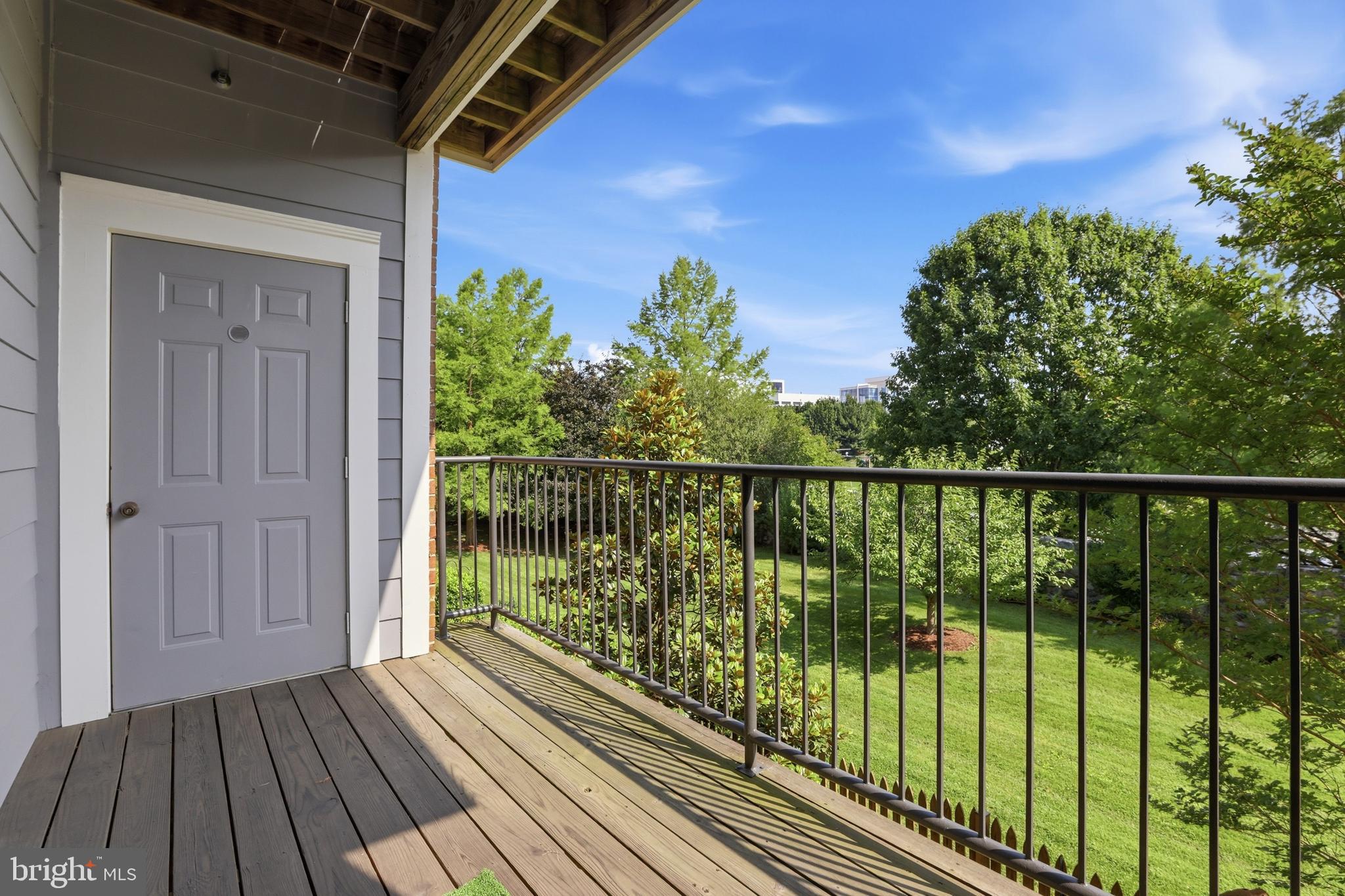 KENTLANDS - Residential