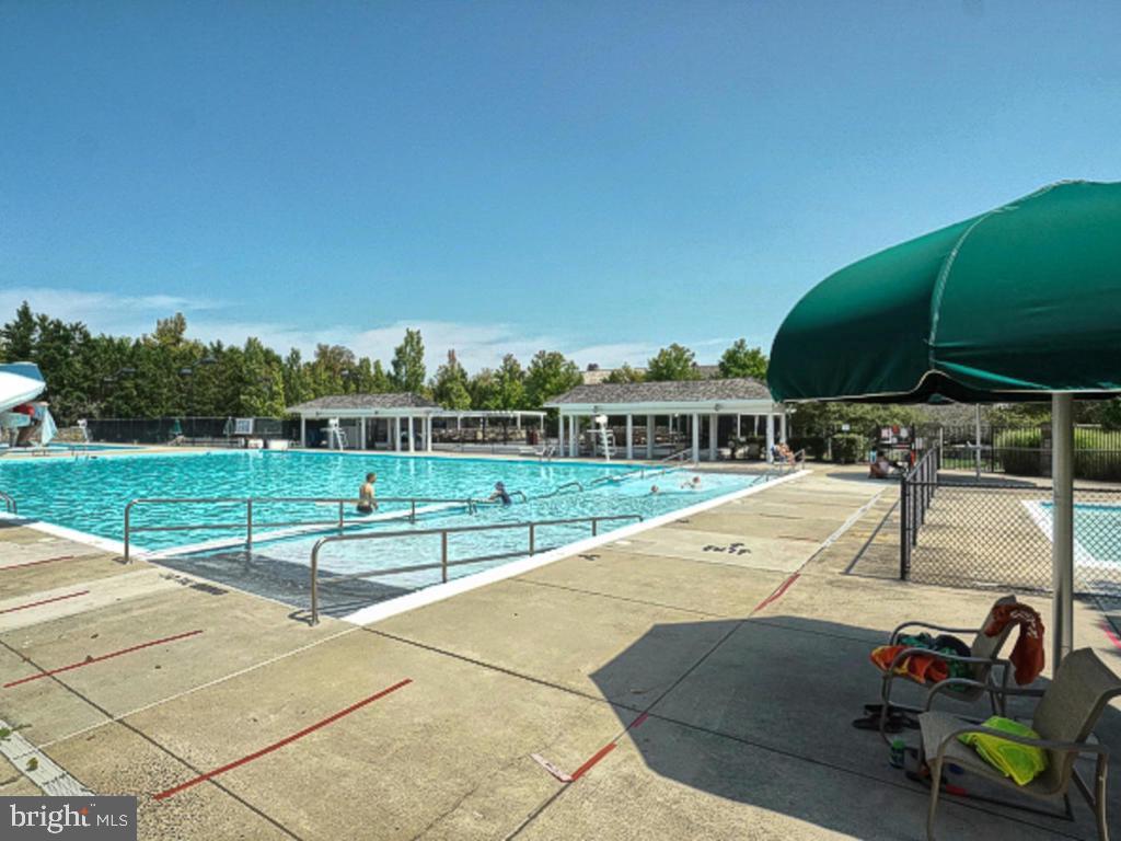 KENTLANDS - Residential