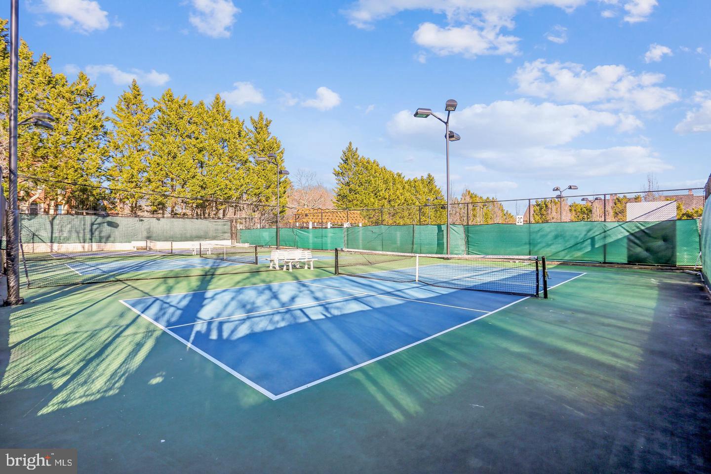 KENTLANDS - Residential
