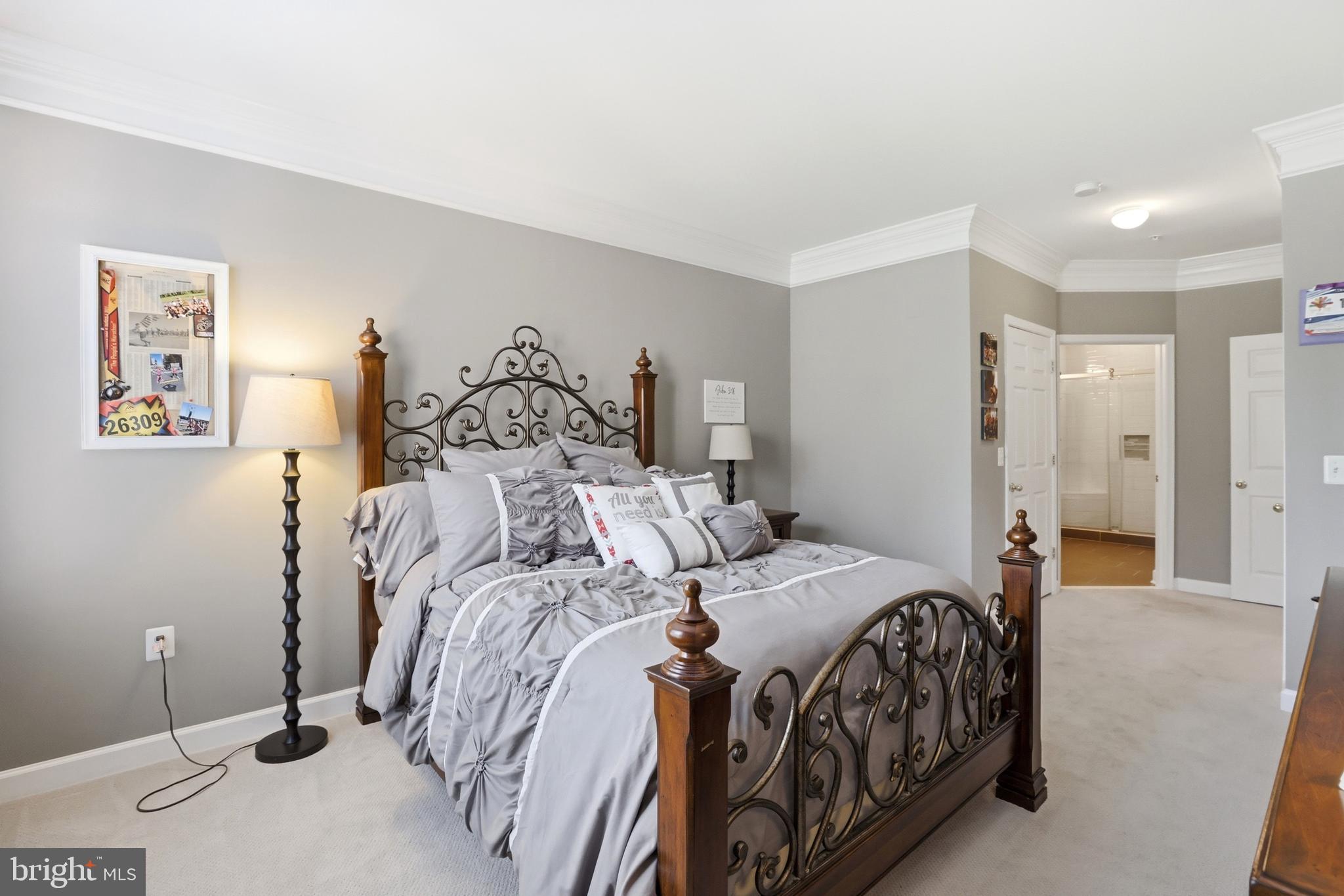 KENTLANDS - Residential