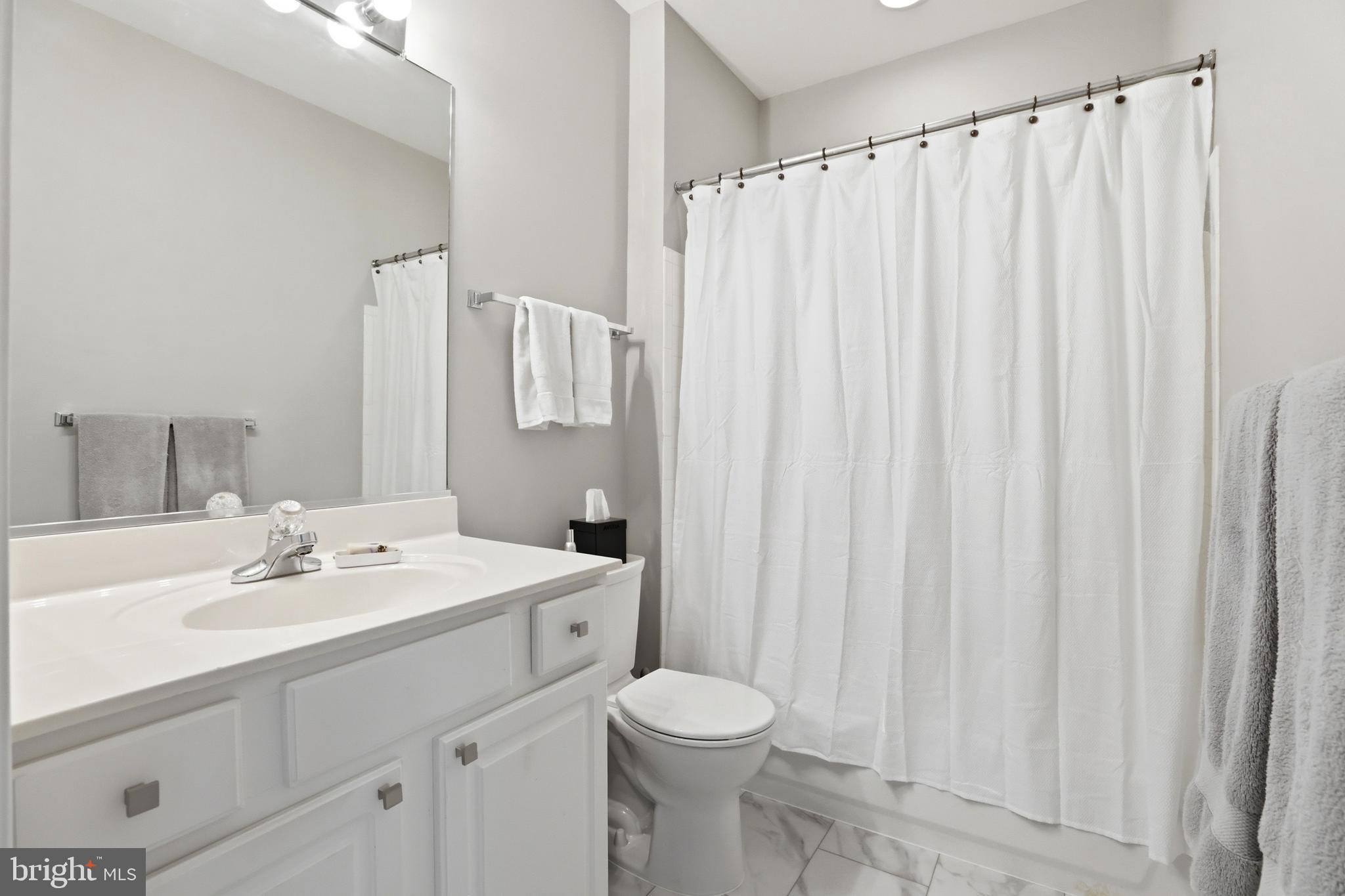 KENTLANDS - Residential