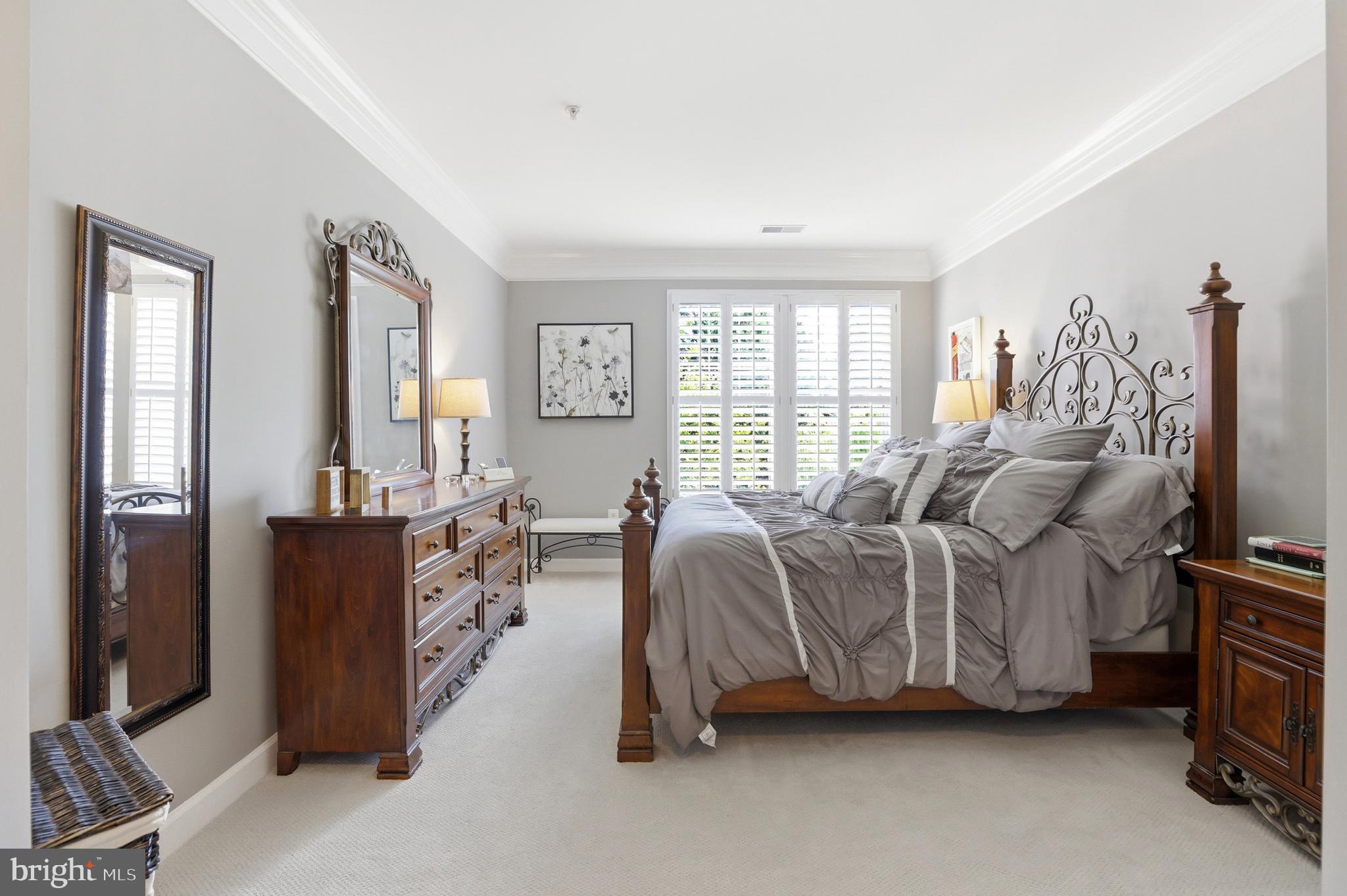 KENTLANDS - Residential
