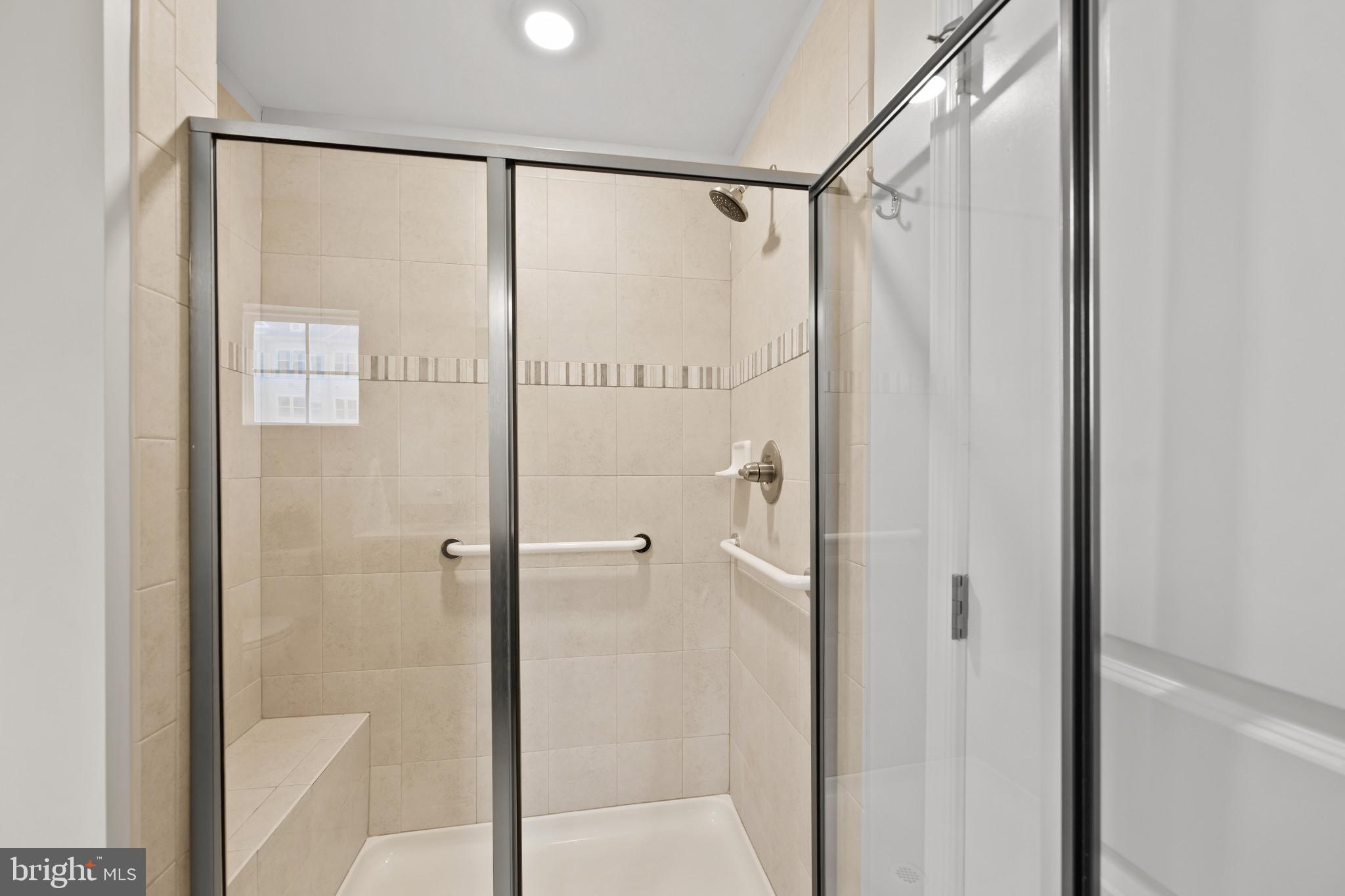 WAVERLY MEWS - Residential