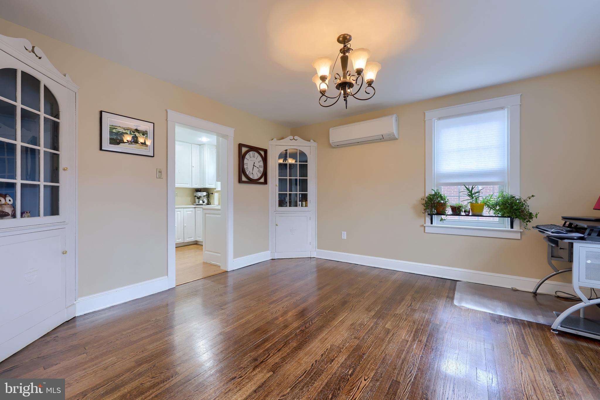 MARLBOROUGH WEST - Residential