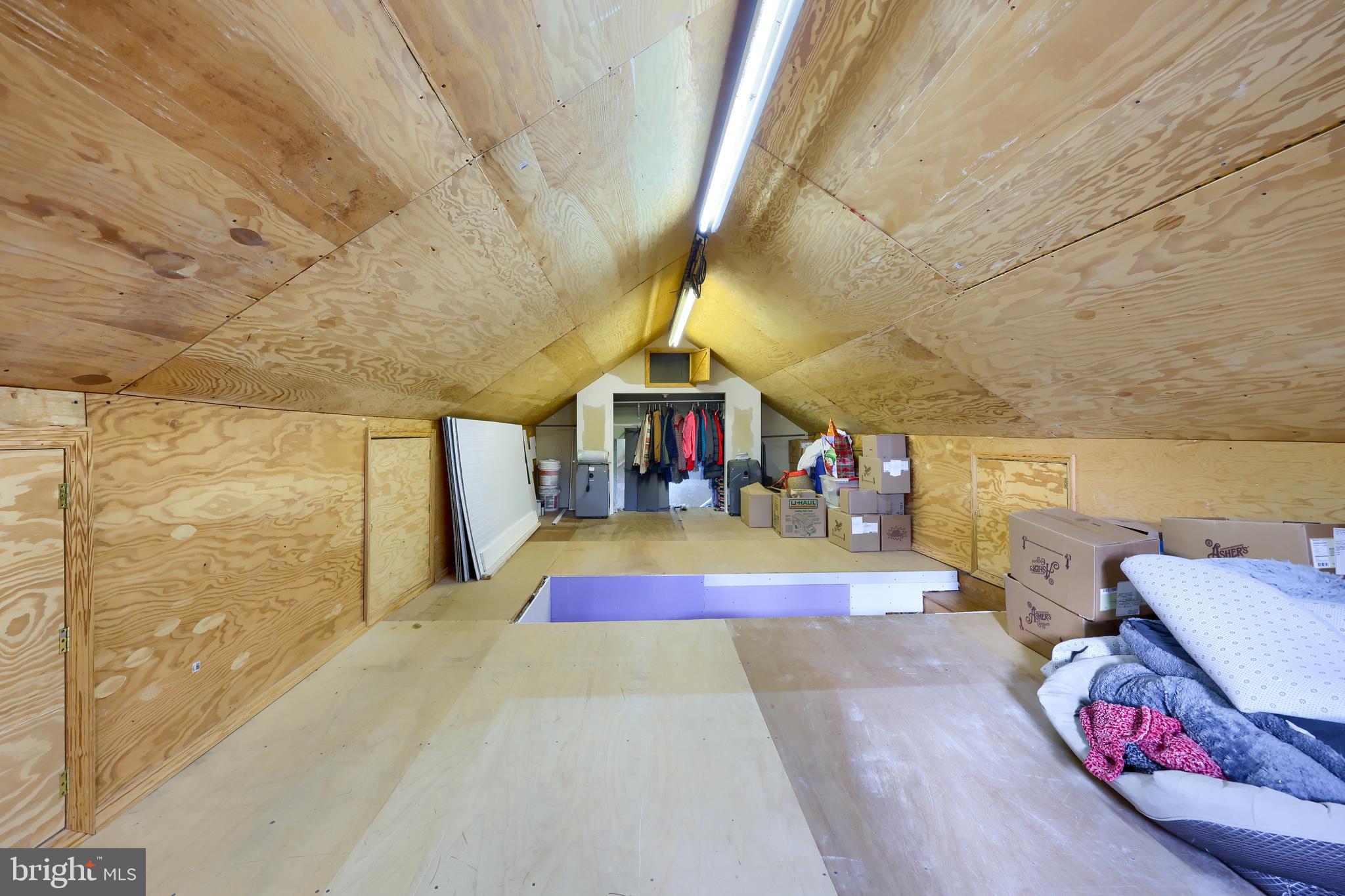 MARLBOROUGH WEST - Residential