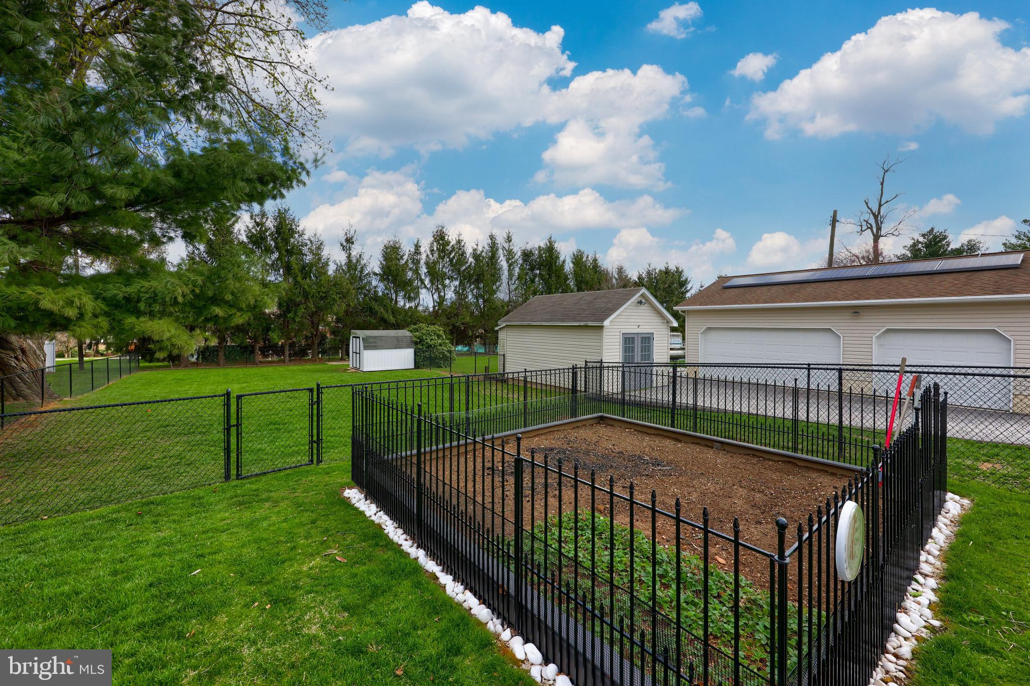 MARLBOROUGH WEST - Residential