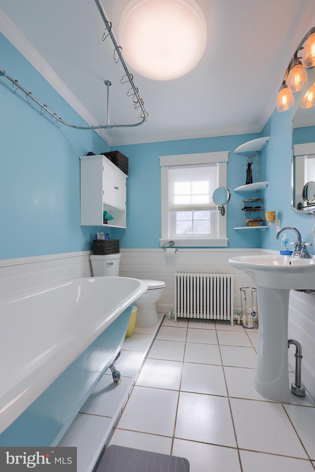MARLBOROUGH WEST - Residential