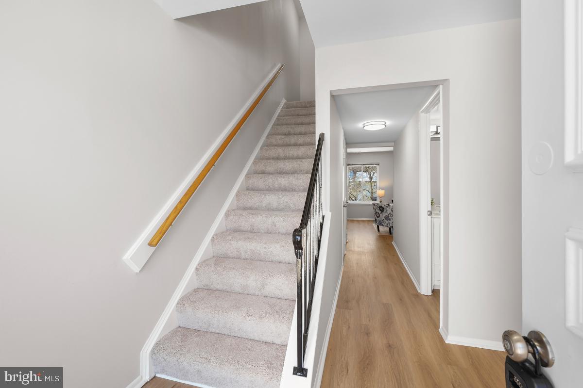 LEISURE WORLD - Residential