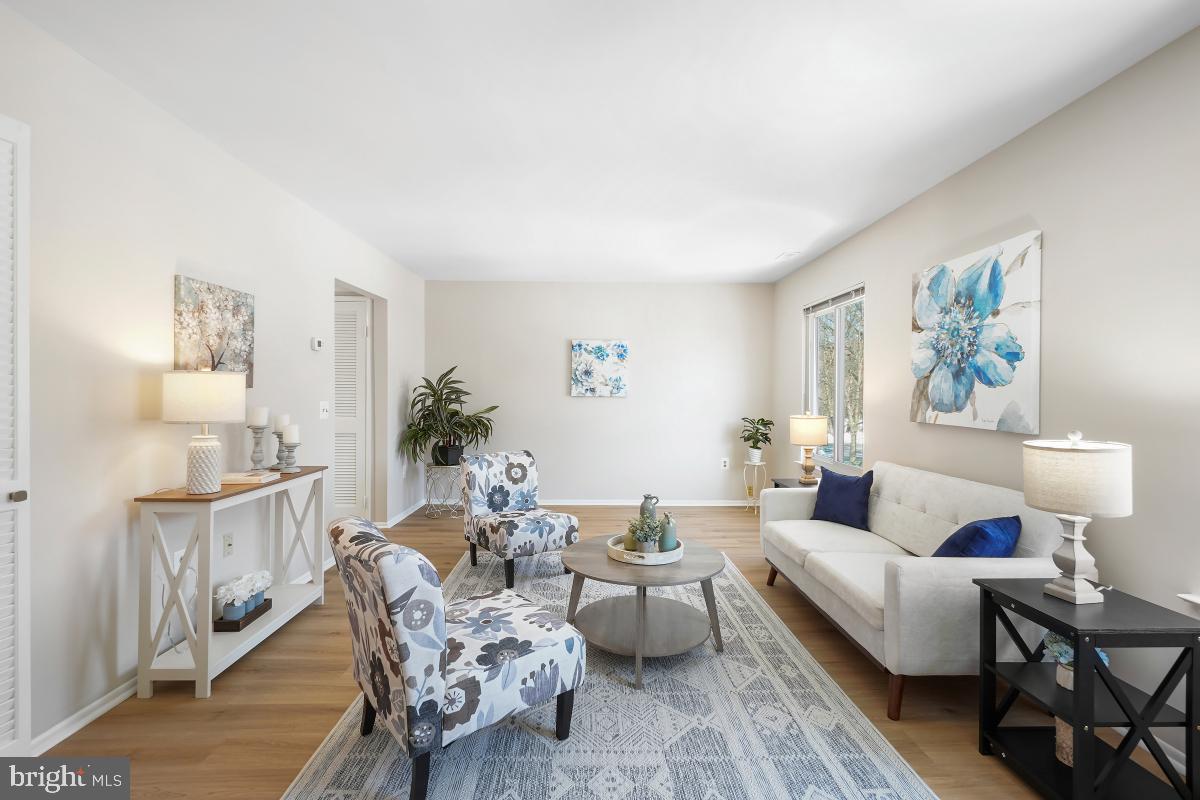 LEISURE WORLD - Residential