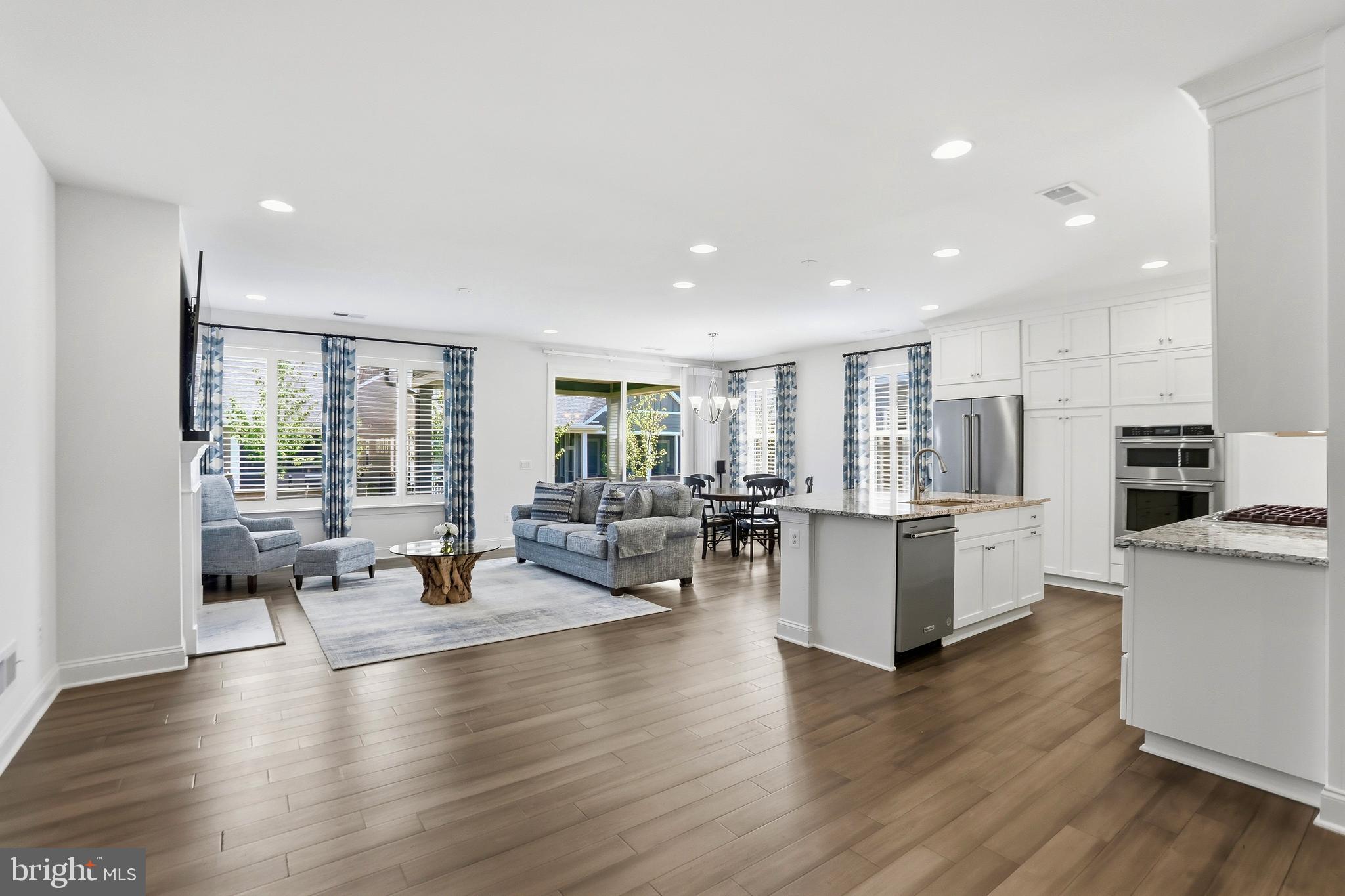LAKE FREDERICK - Residential