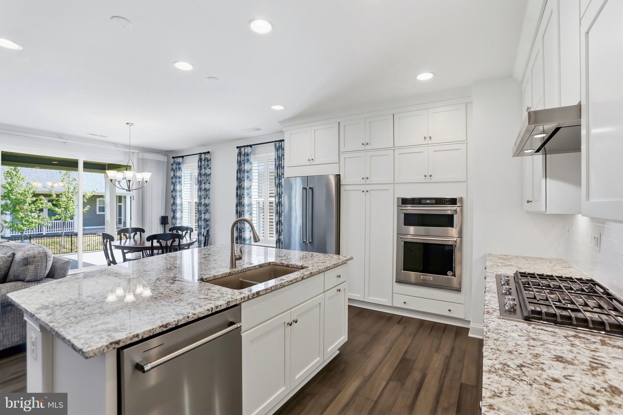 LAKE FREDERICK - Residential