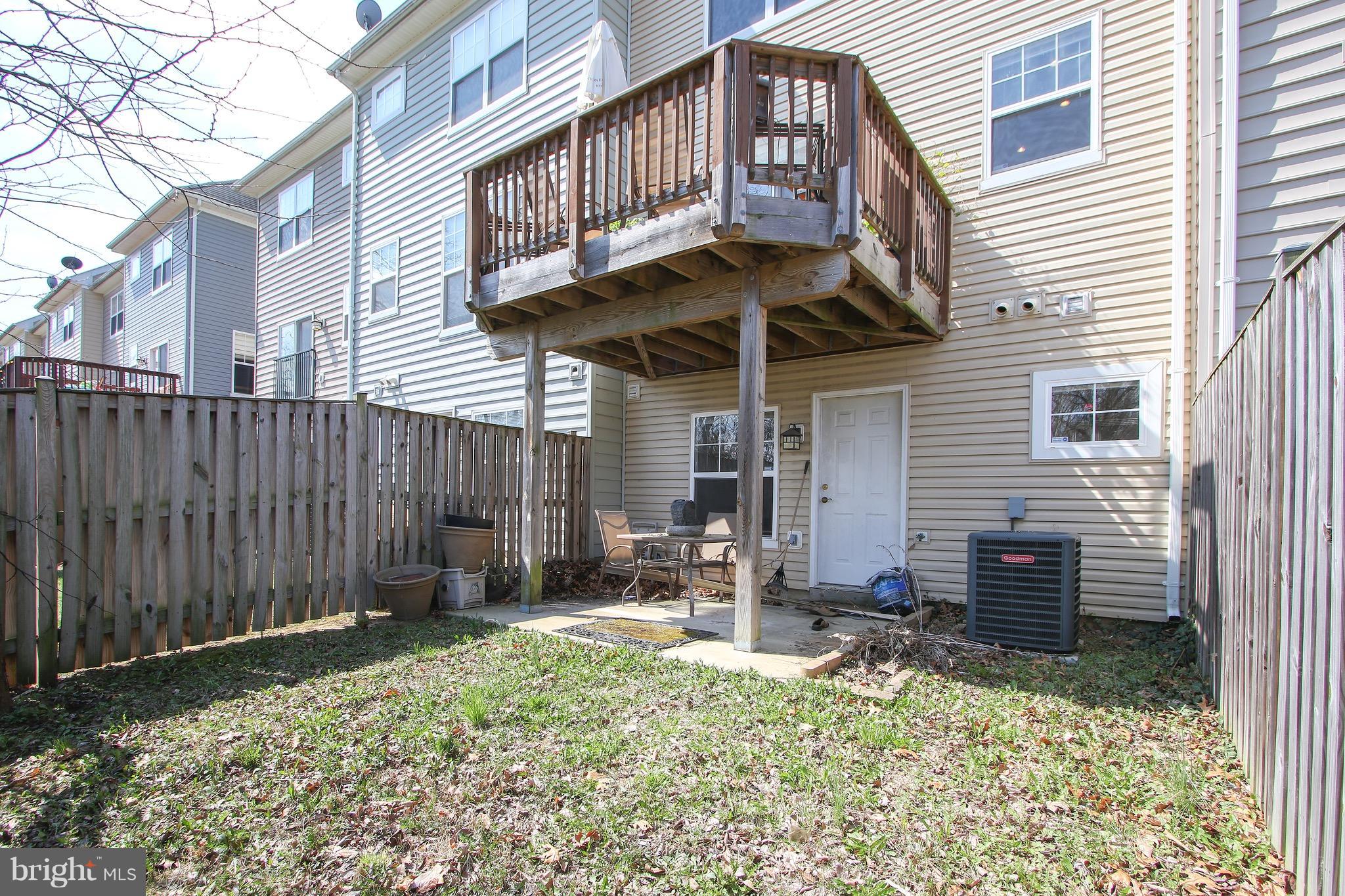 LINCOLN TERRACE - Residential