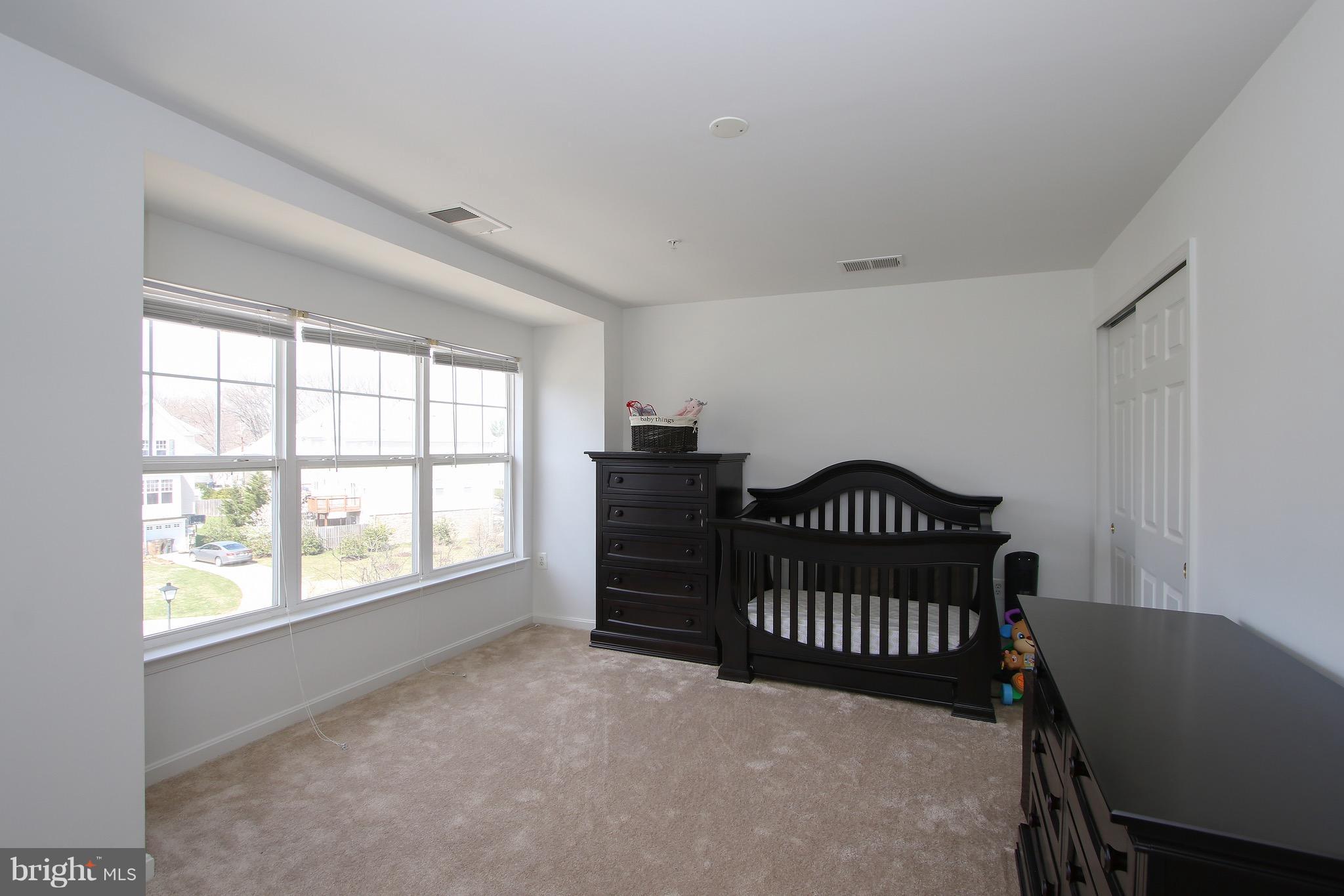 LINCOLN TERRACE - Residential