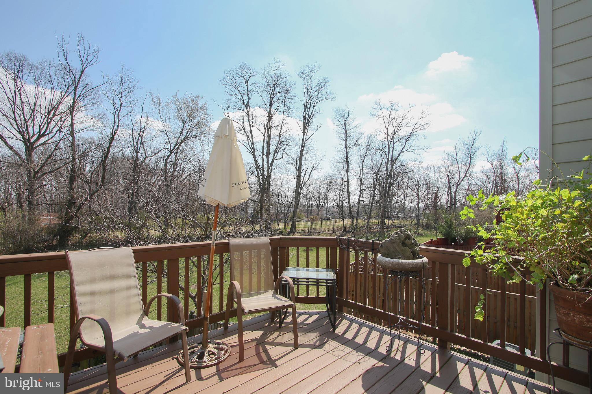 LINCOLN TERRACE - Residential